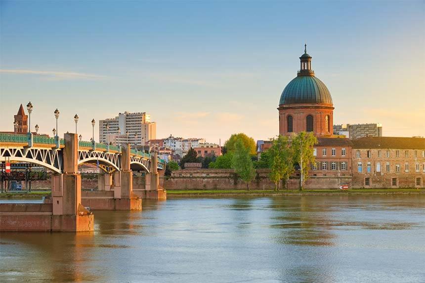 Moderne Renove Centre * Toulouse
