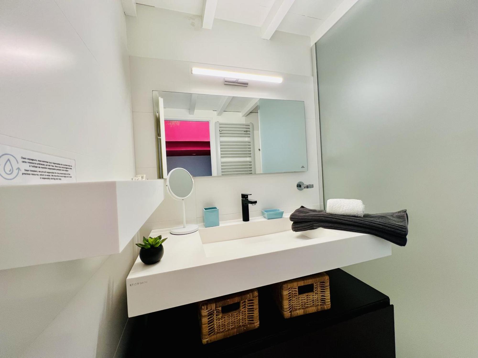 La Maison Jasmin - 8 Personnes - Parking Prive - Climatisation - Jardin * Toulouse