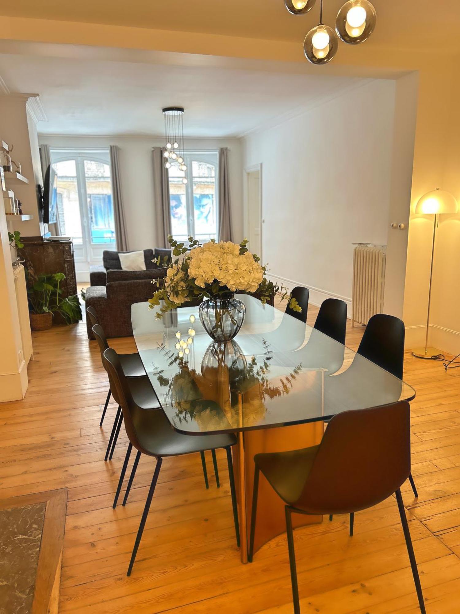 Apartment L'elegant Paradoux - 3 Sdb - 2 Wc - Ascenseur - Parking - Plein Centre *