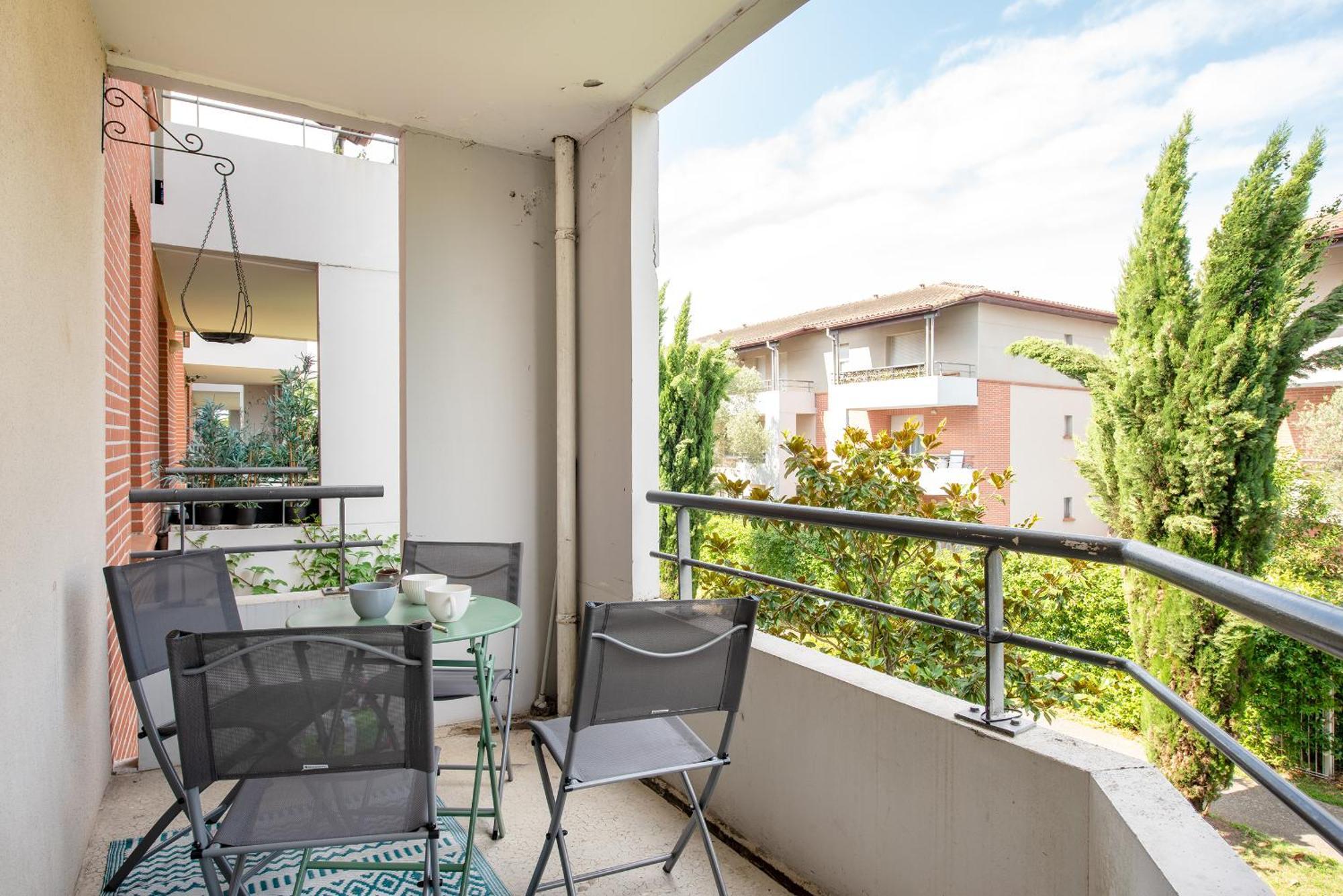 T3 Parking Gratuit, Balcon Et Securisee *
