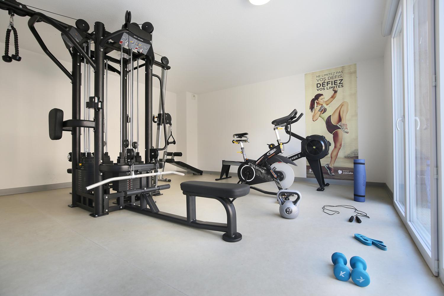 L'ethnique 7p - Climatisation - Jardin - Parking - Salle De Sport Apartment