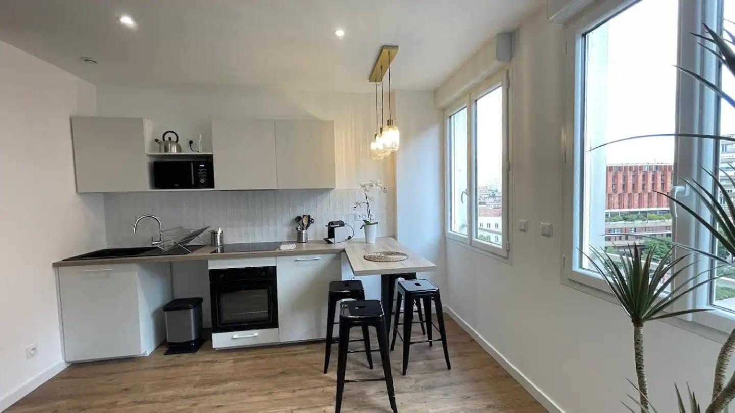 Appartement Climatisation, Ascenseur R5 Sublime T2 Neuf *
