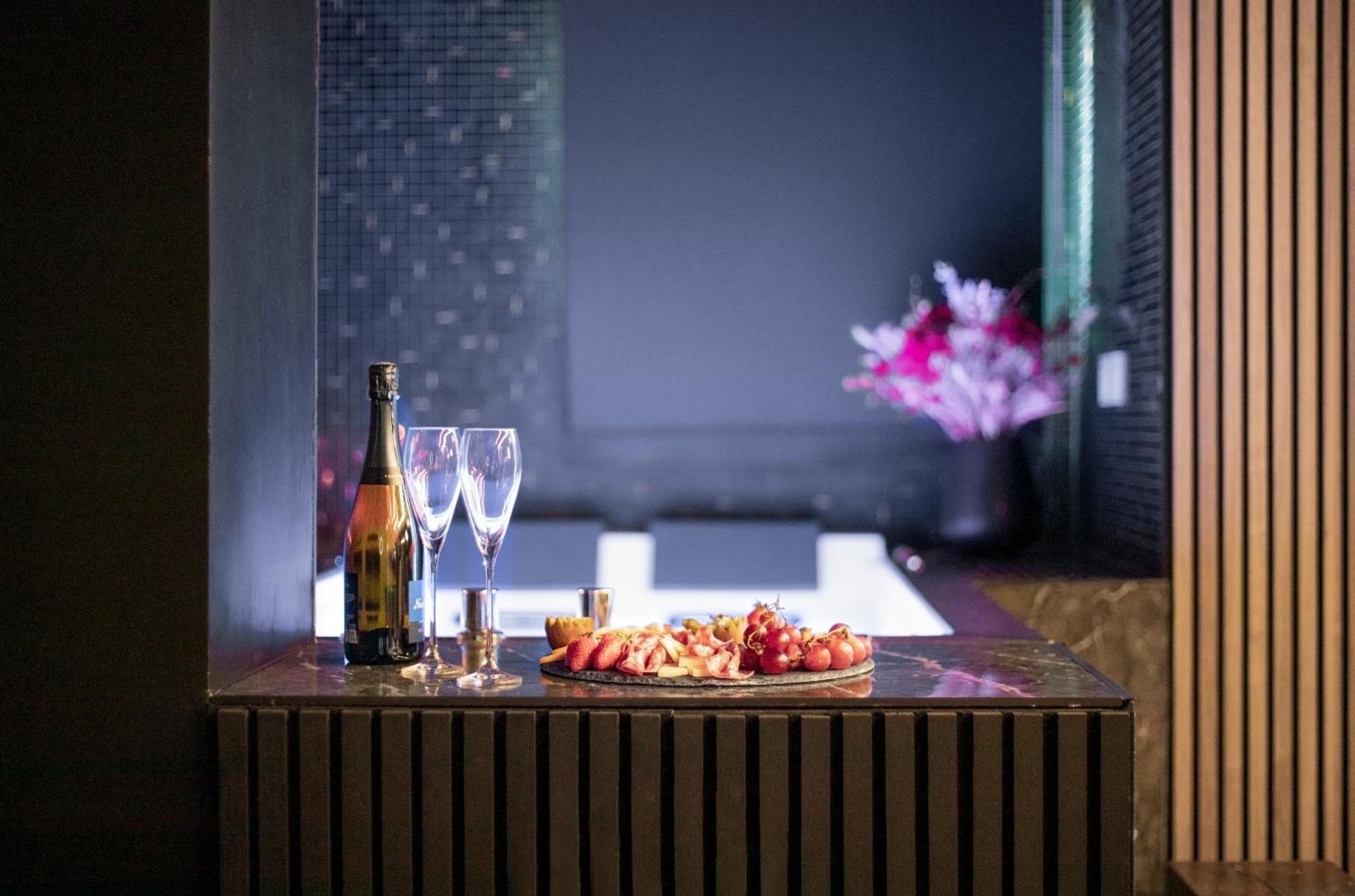 Nuit Romantique Jacuzzi Prive Apartment