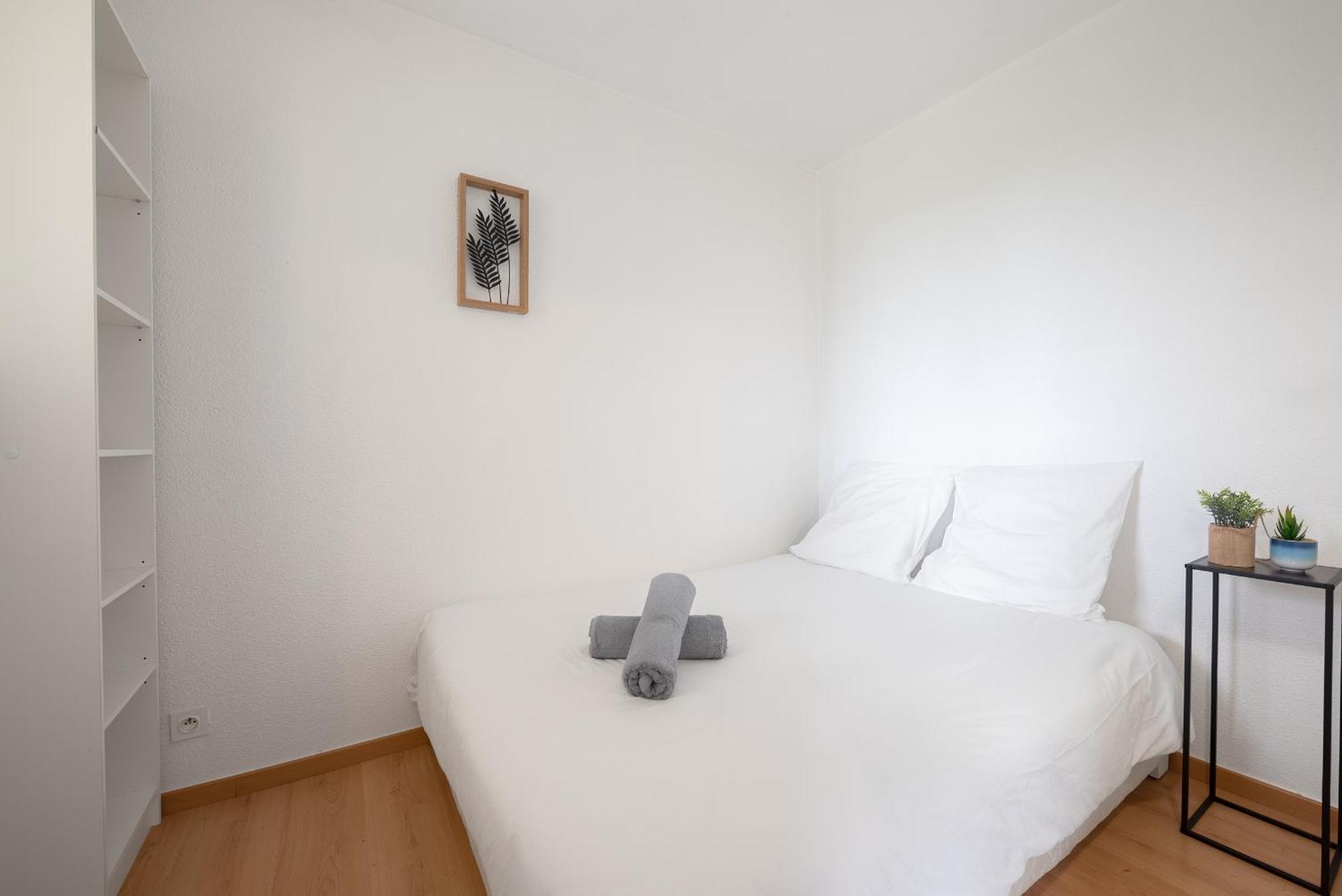 T2 Rangueil - Terrasse + 2 Parkings - 4 Personnes Apartment
