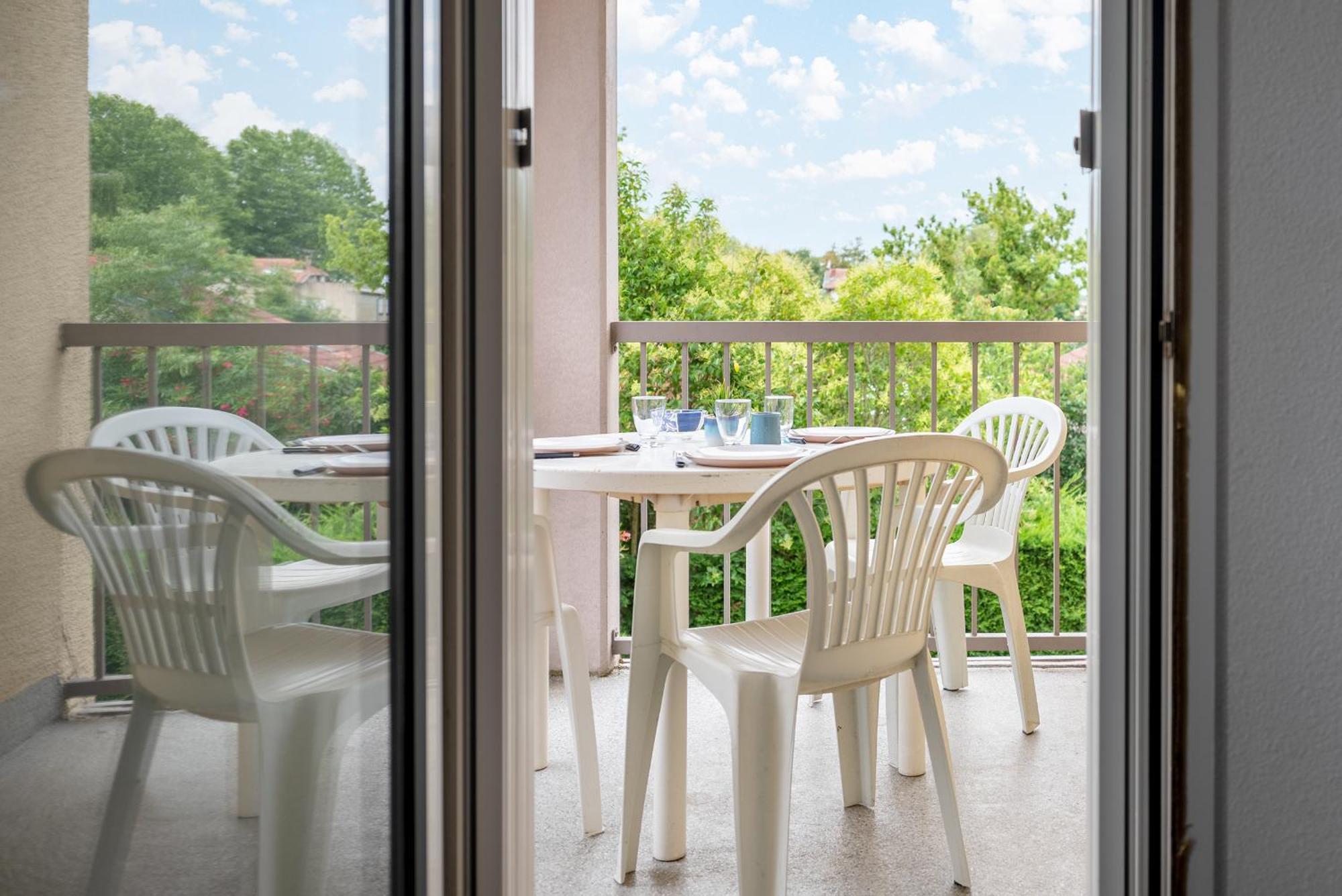 Apartment T2 Rangueil - Terrasse + 2 Parkings - 4 Personnes *