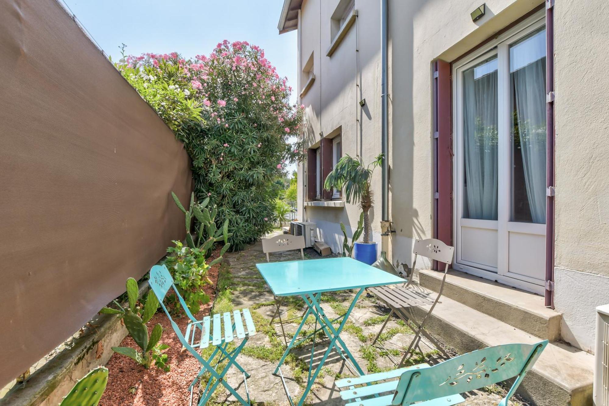 La Maison Bleue 65 M2 , Coeur Des Minimes A *