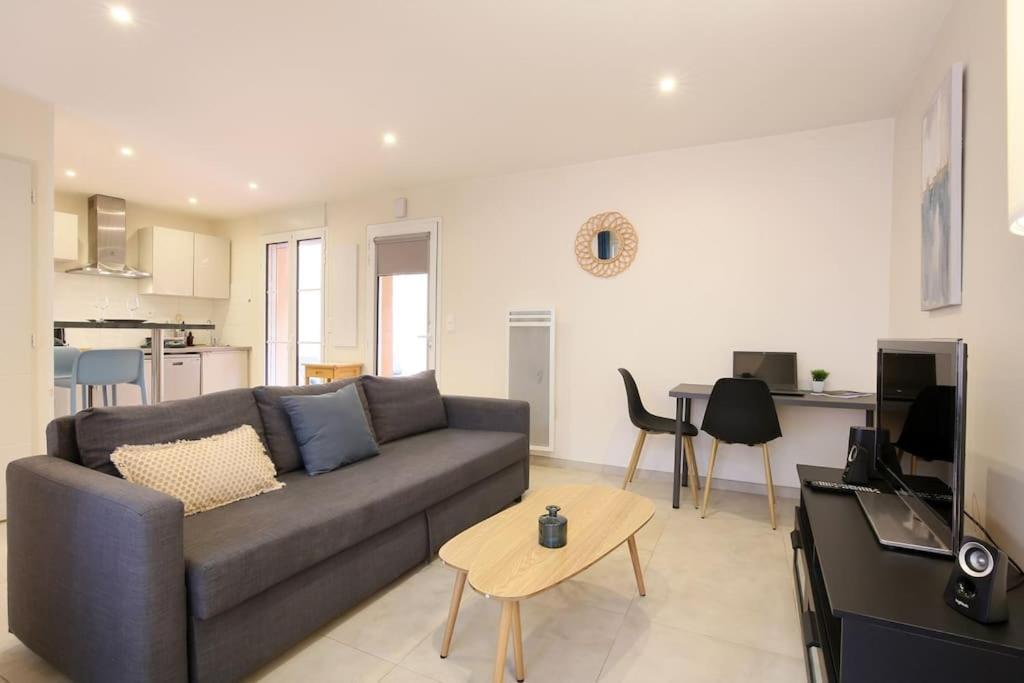 New - Rare - Le Patio - 300 M Capitole Toulouse