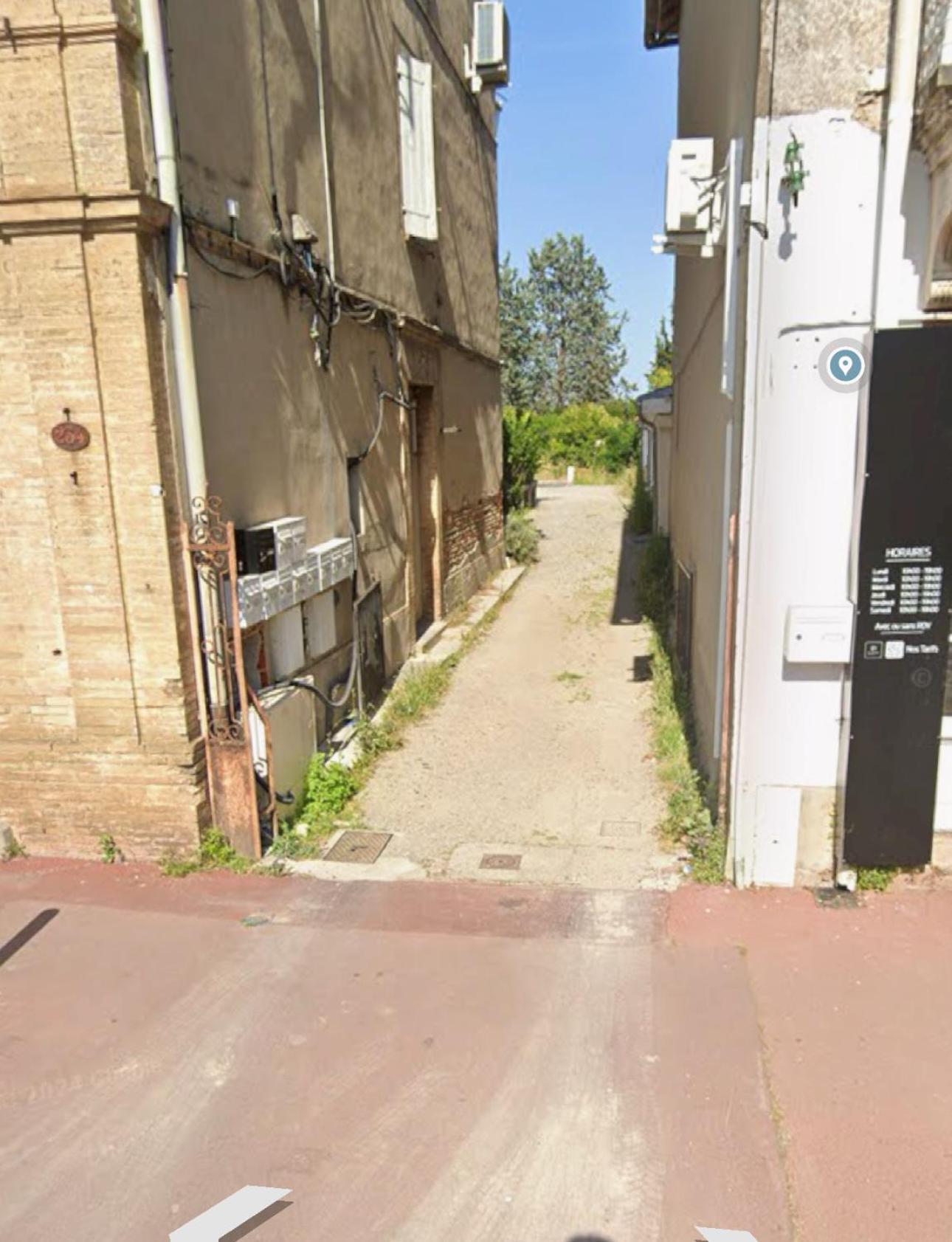 Joli Maisonnette Avec Cachet *