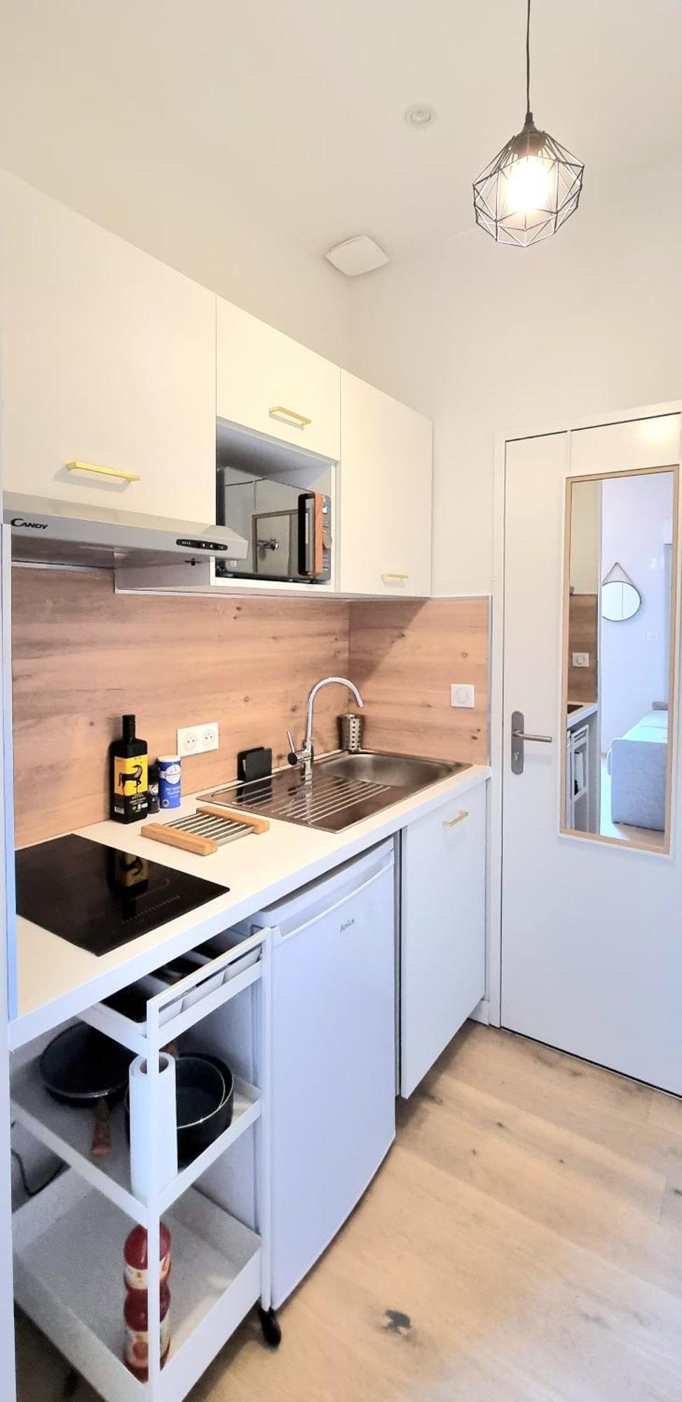 Chic & Balcon - Hypercentre - Gare - Metro Apartamento