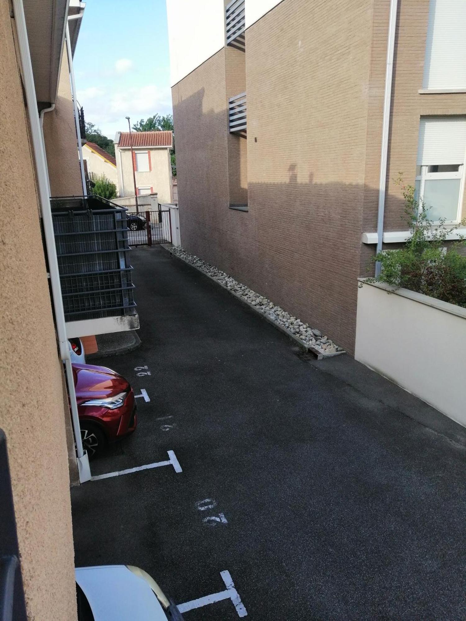 Les Fontaines T4 Spacieux 3 Parking Gratuit * Toulouse