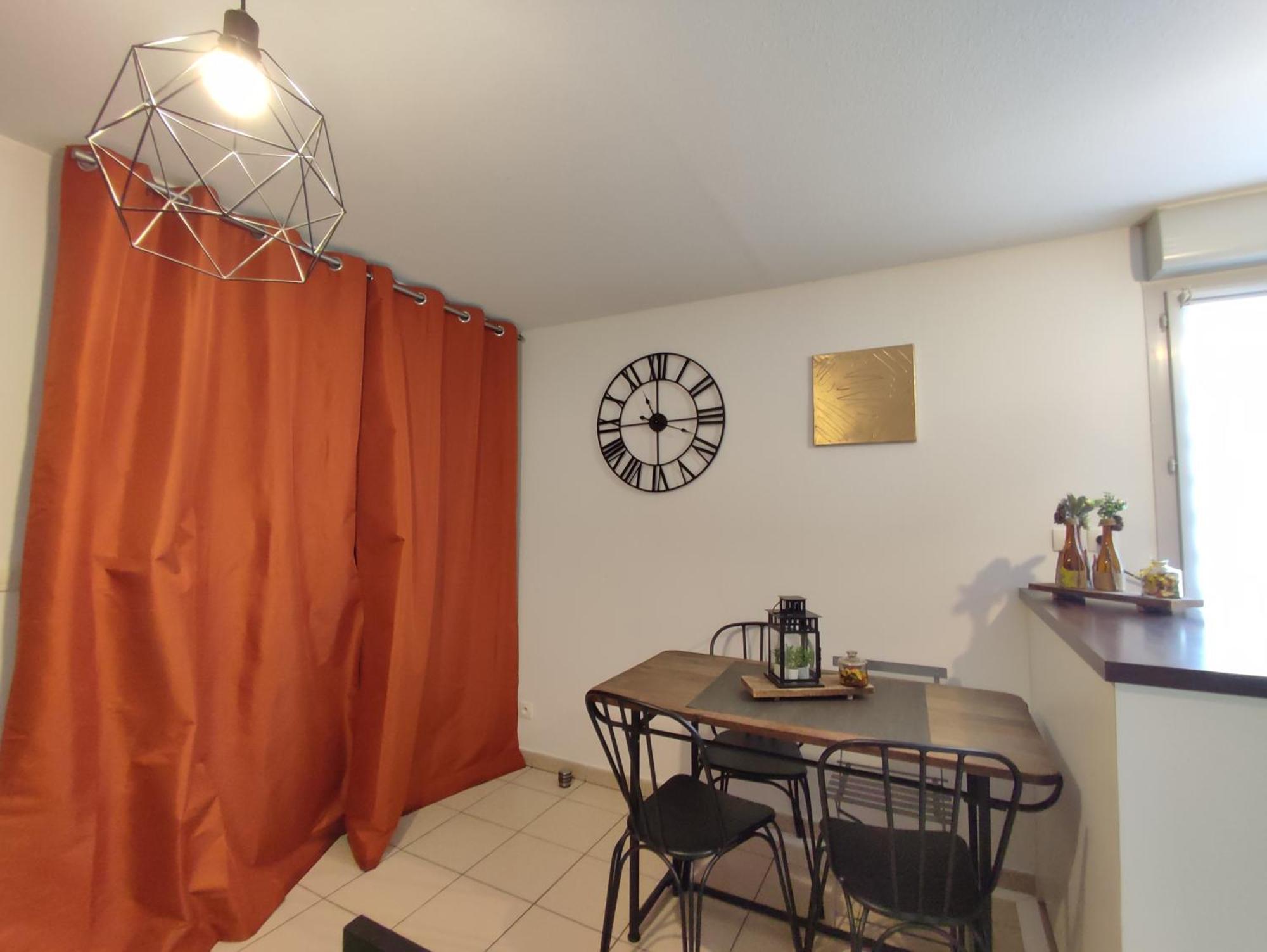 Appartement Cosy 2 Pieces Wifi Parking Jardin Metro
