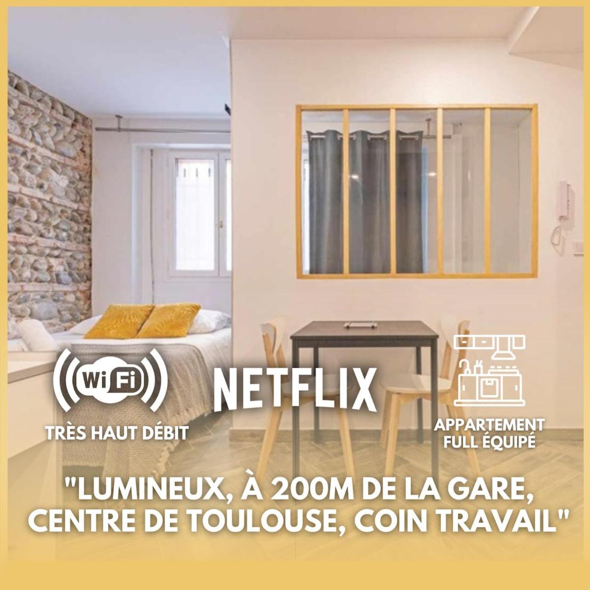 Grand Avec Espace De Travail *