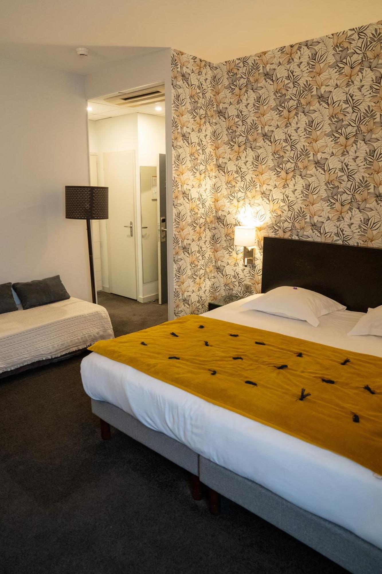 Hotel Grand D'orléans 3*