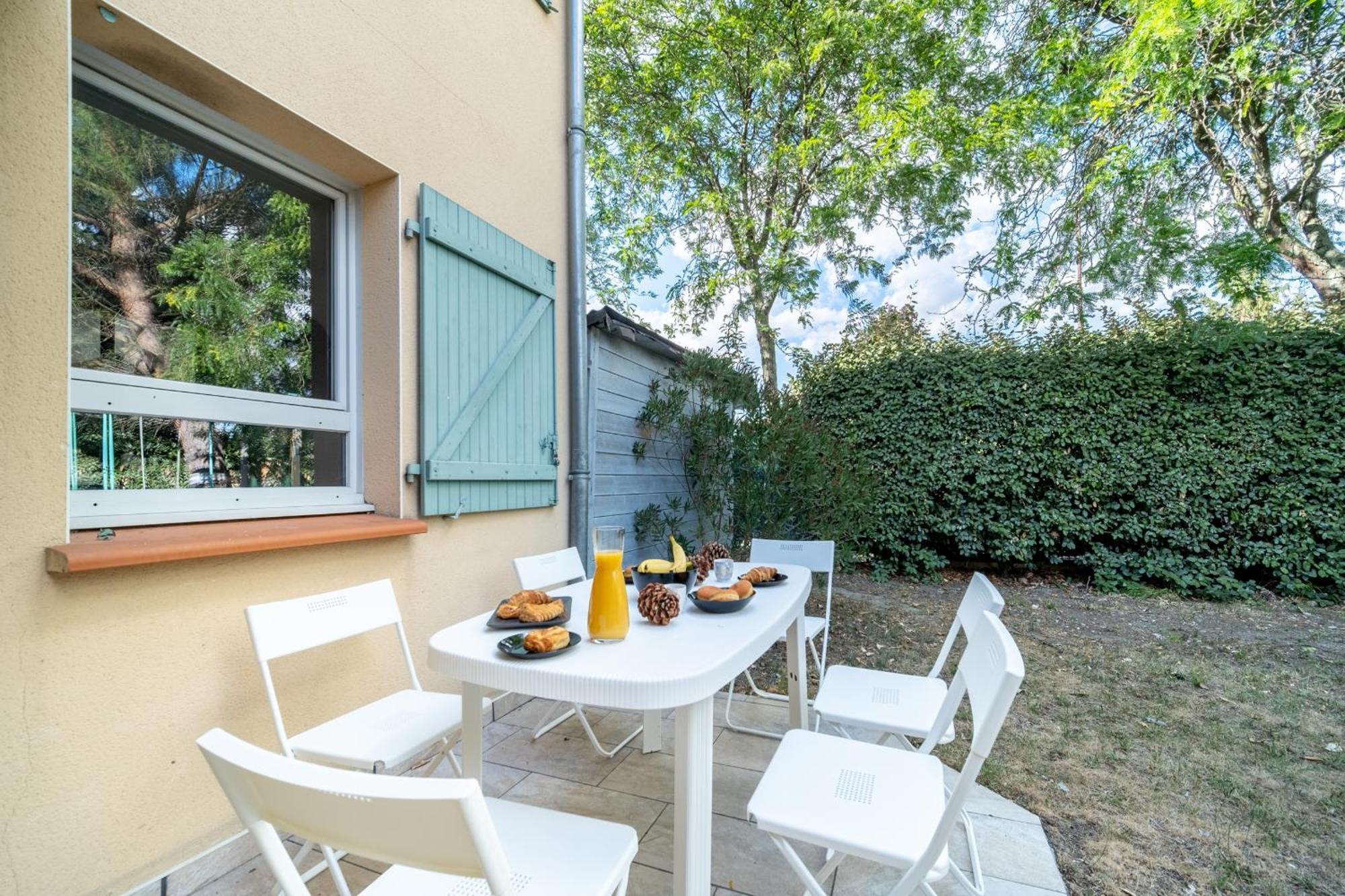 St Simon - 11 Couchages, Piscine, Parking, Parfait Entre Famille, Amis Ou Pros Villa
