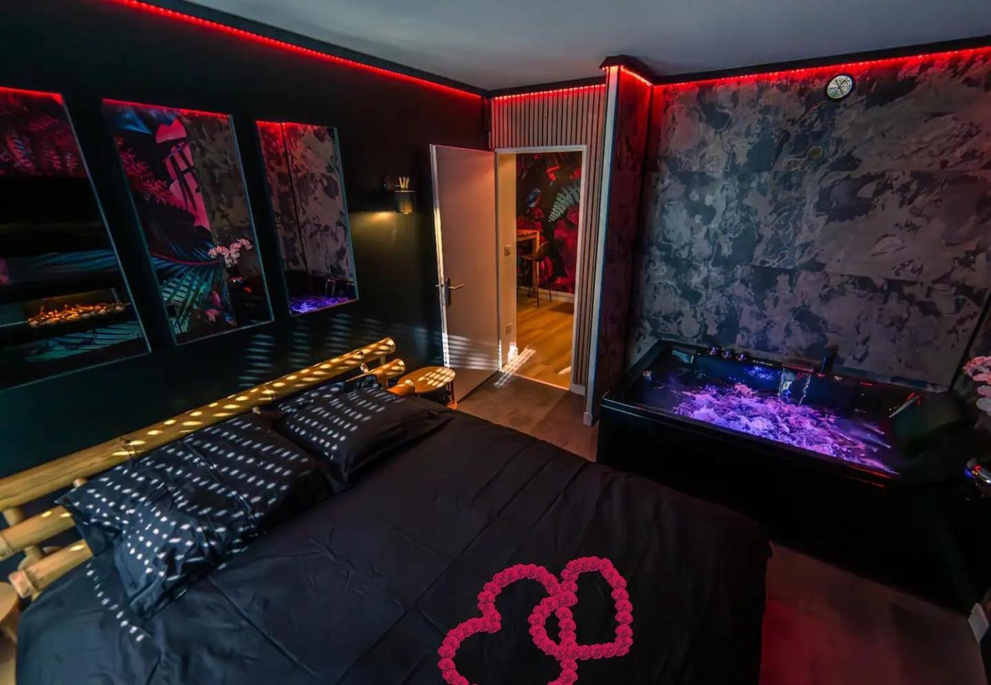 - Balneo - Nuit Insolite - Intimite Appartement Toulouse