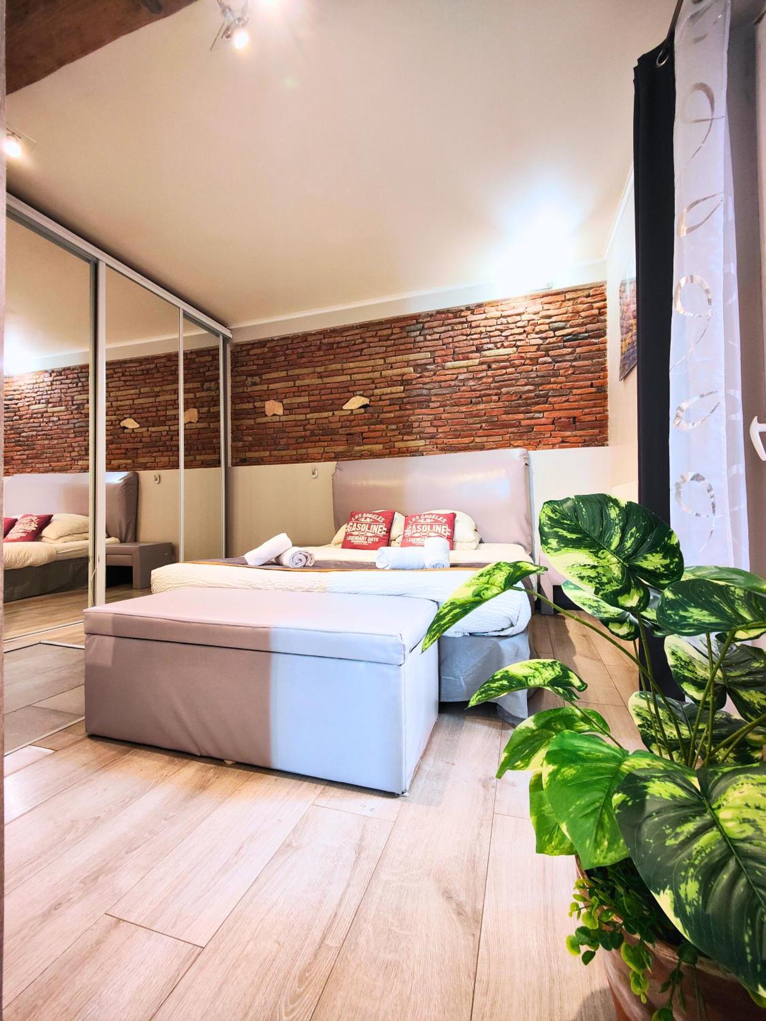 Cocoon'Inn Daurade Toulouse