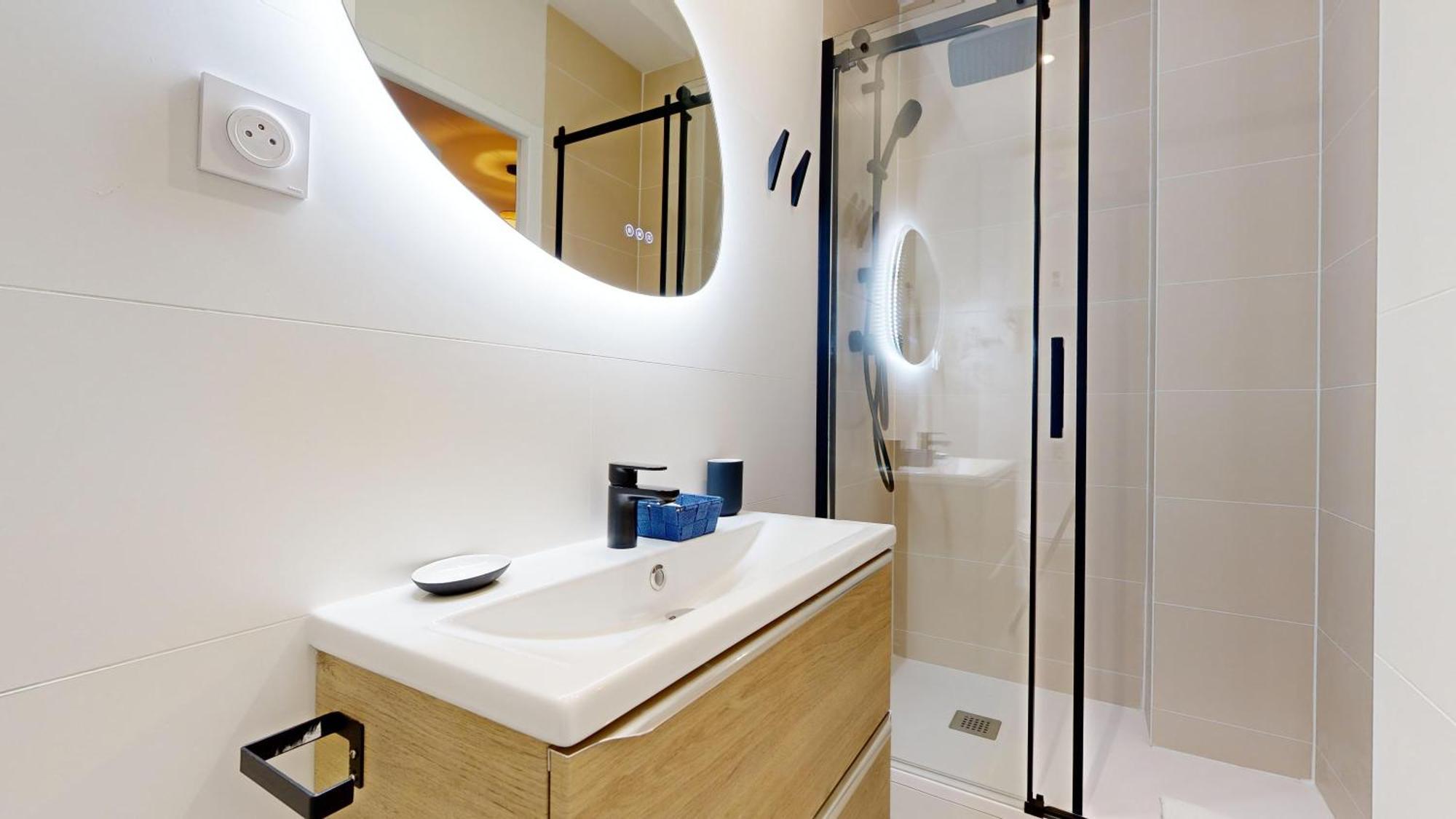 Expat Renting - Le Chic - Netflix - Proche Gare Appartement