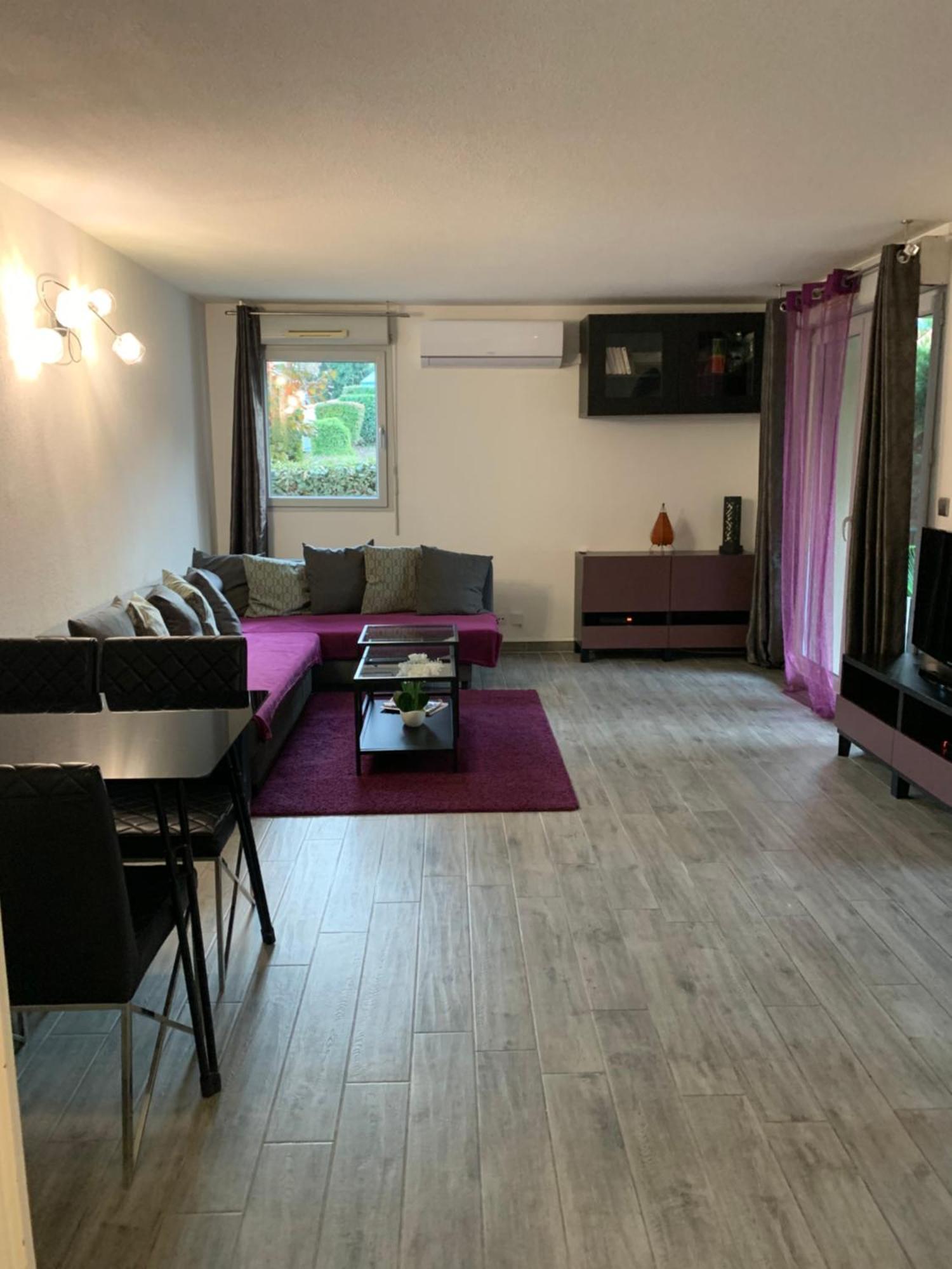 Apartment Cite Espace