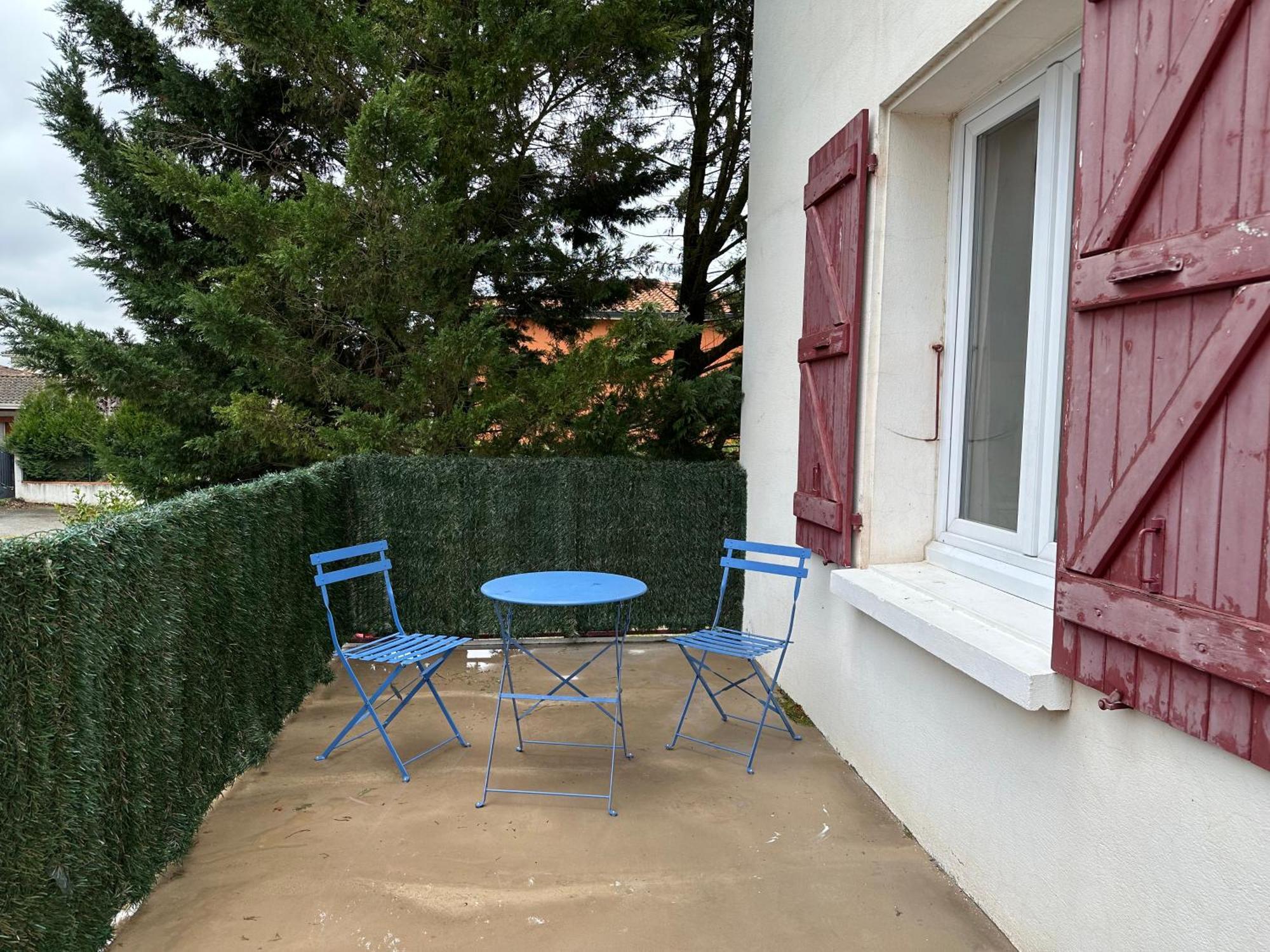 La Libellule 5 2 Sdb 2 Wc Grand Jardin Et Parking Prive *