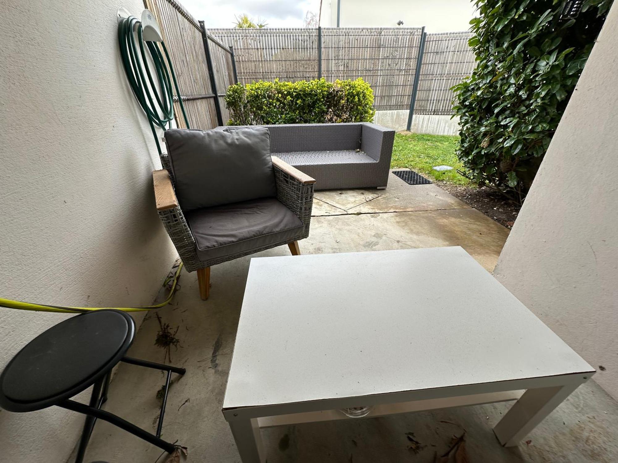 La Libellule 5 2 Sdb 2 Wc Grand Jardin Et Parking Prive Guest house *