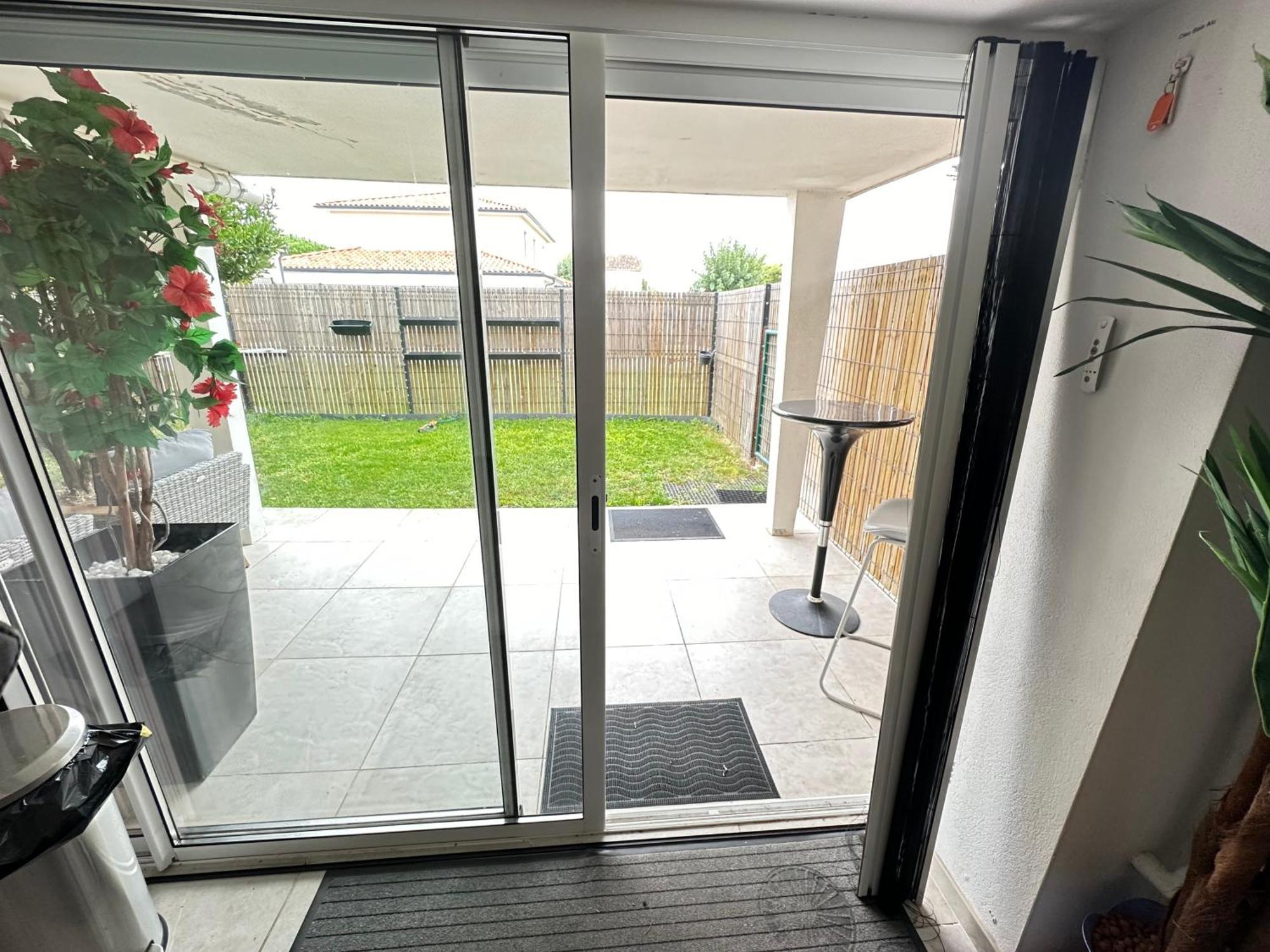 Guest house La Libellule 5 2 Sdb 2 Wc Grand Jardin Et Parking Prive Toulouse