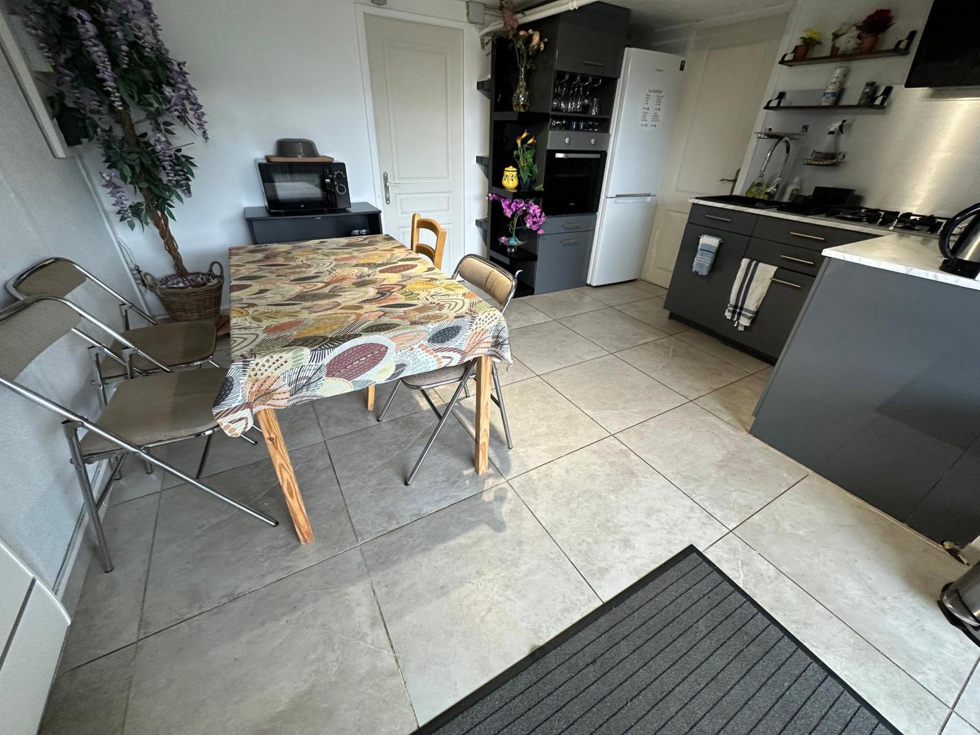 La Libellule 5 2 Sdb 2 Wc Grand Jardin Et Parking Prive * Toulouse