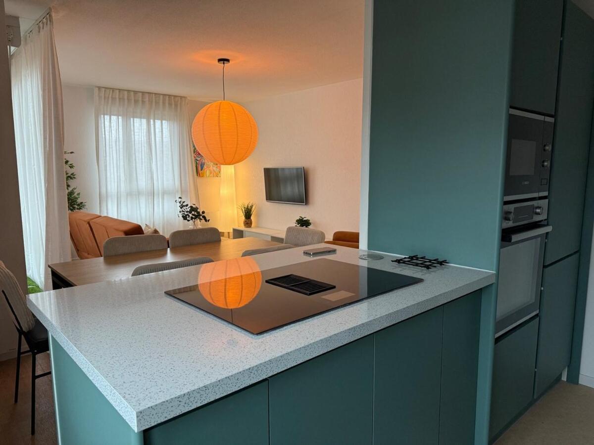 Apartment Grand T4 Lumineux Avec Balcon Traversant - 3 Chambres, Vue Degagee - Parking Privee - Metro 5 Min - Proche Centre *
