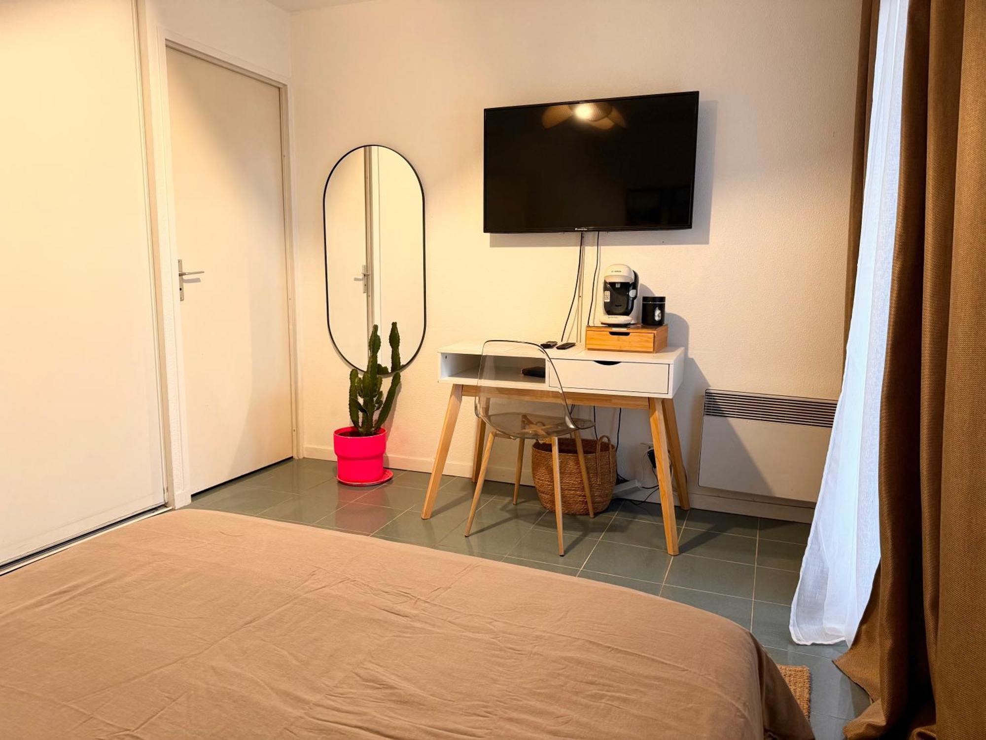 Chill Spot Avec Balcon - 6 Min Capitole- Metro Compans A 2 Min - Wifi & Entree Autonome * Toulouse