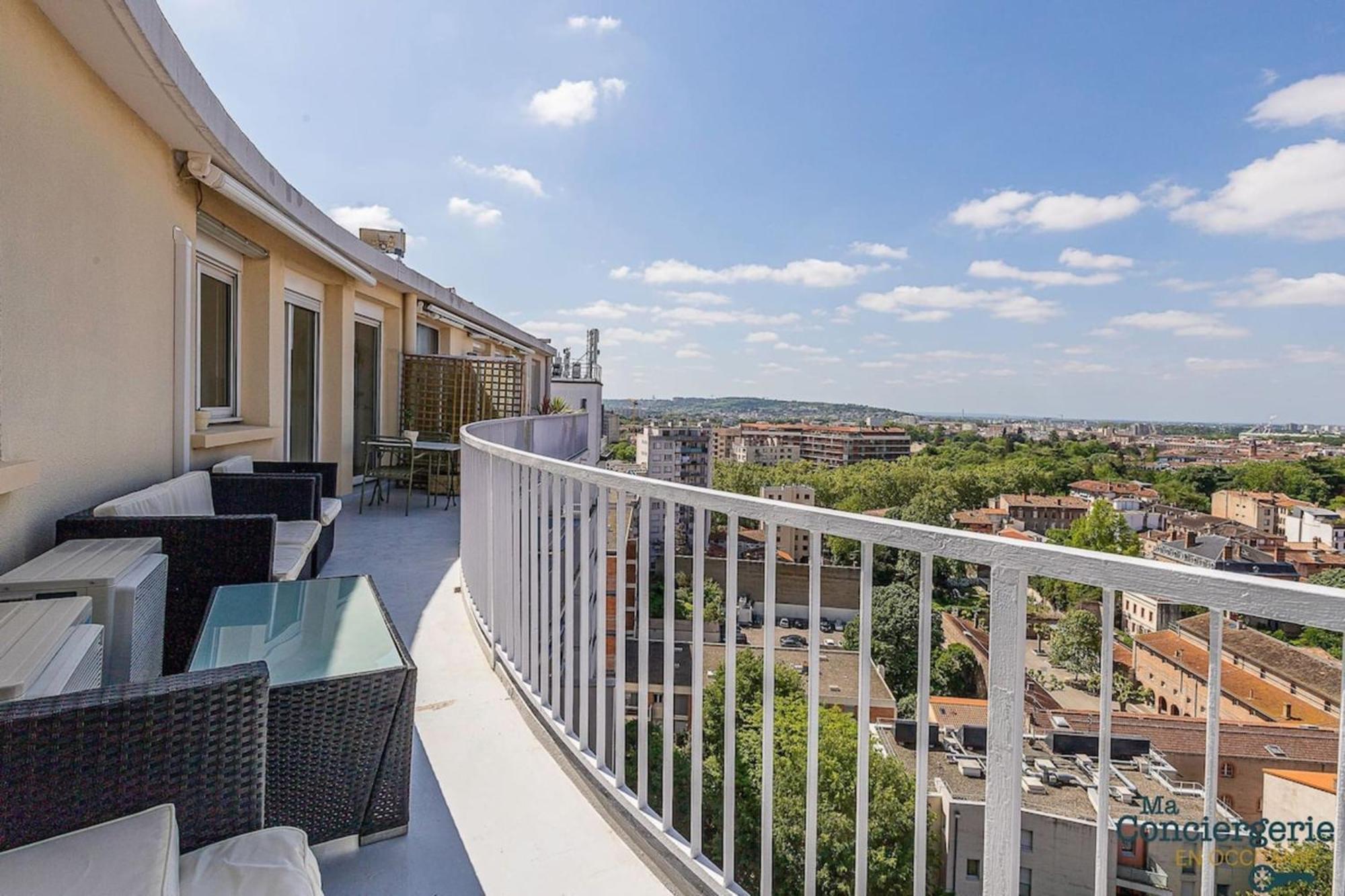 Montaudran Place Dupuy - Vue Panoramique -metro Appartement *