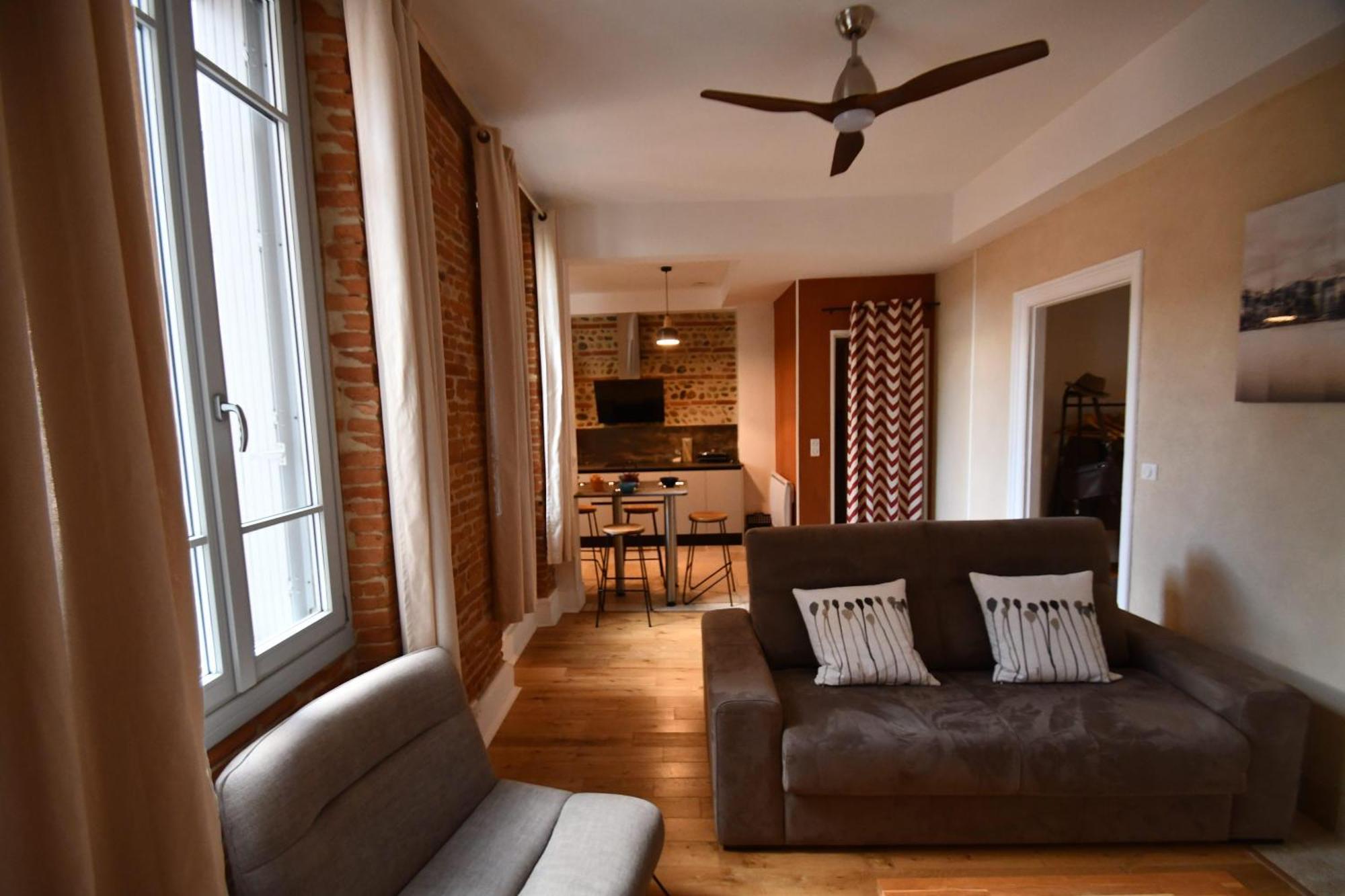 Elegant Toulousain - - Metro - Standing Appartement
