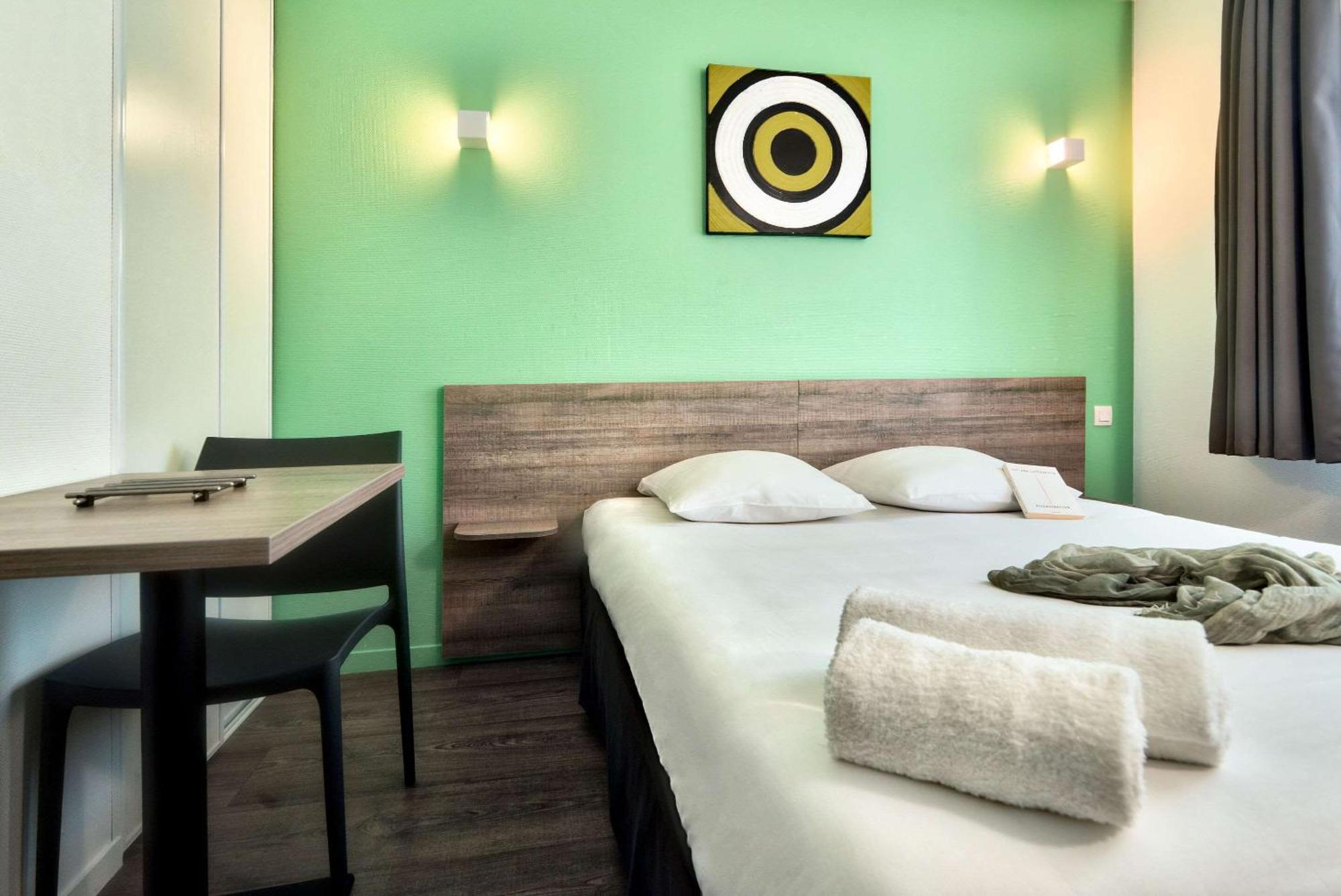 Zenitude Hôtel-résidences Métropole Hotel 3*