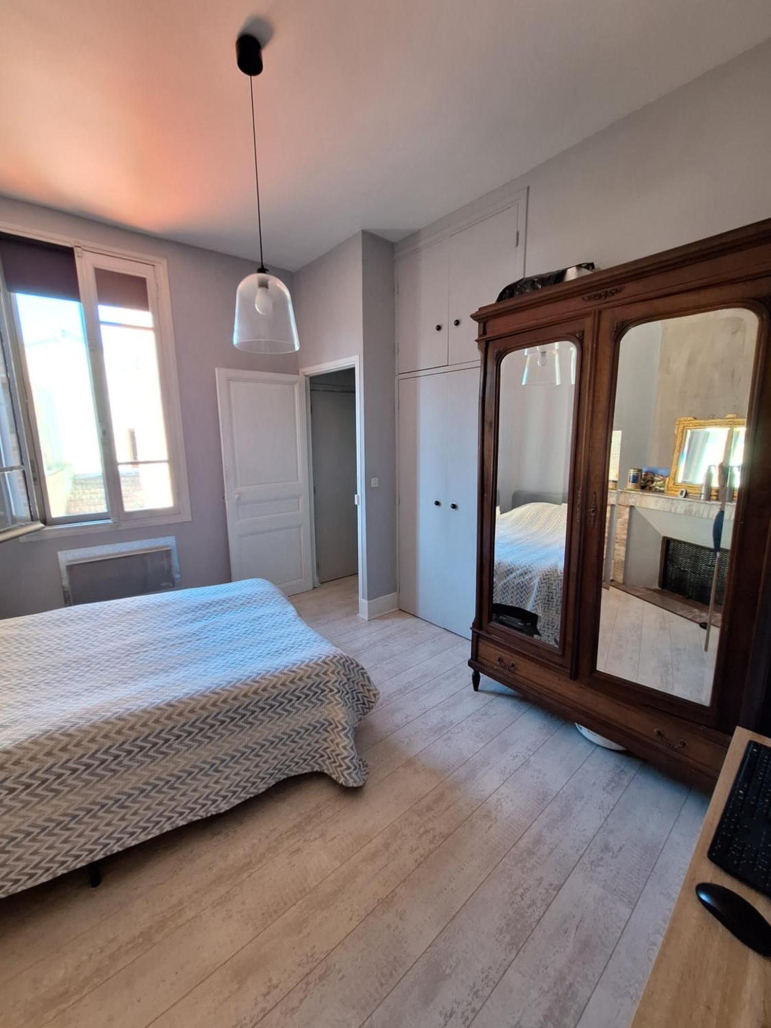 Pont Des Catalans Apartment