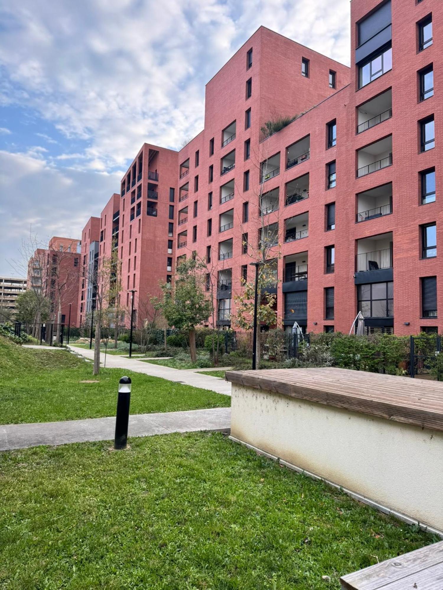 - Cartoucherie 402 Appartement
