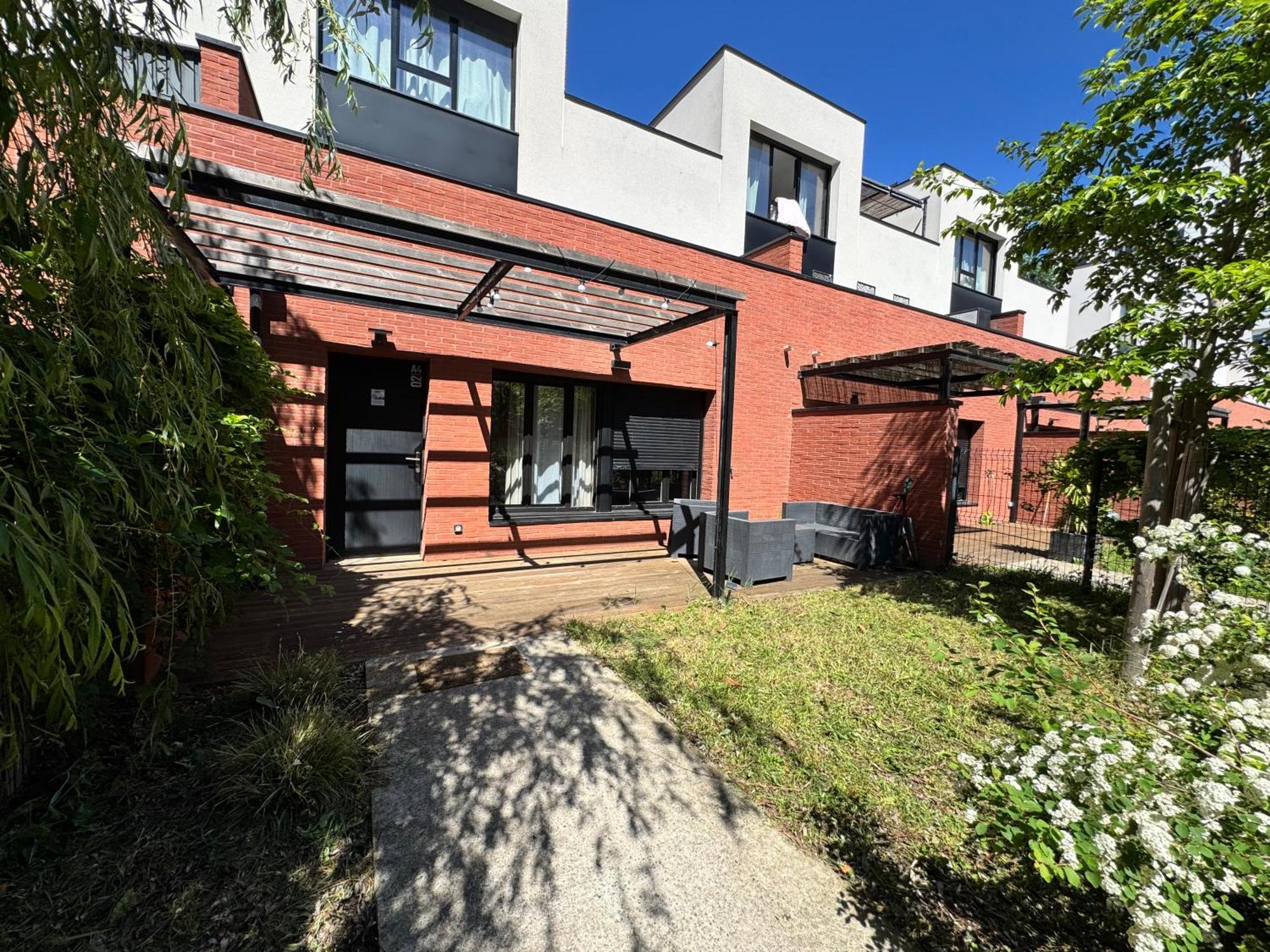 - Cartoucherie 402 Toulouse