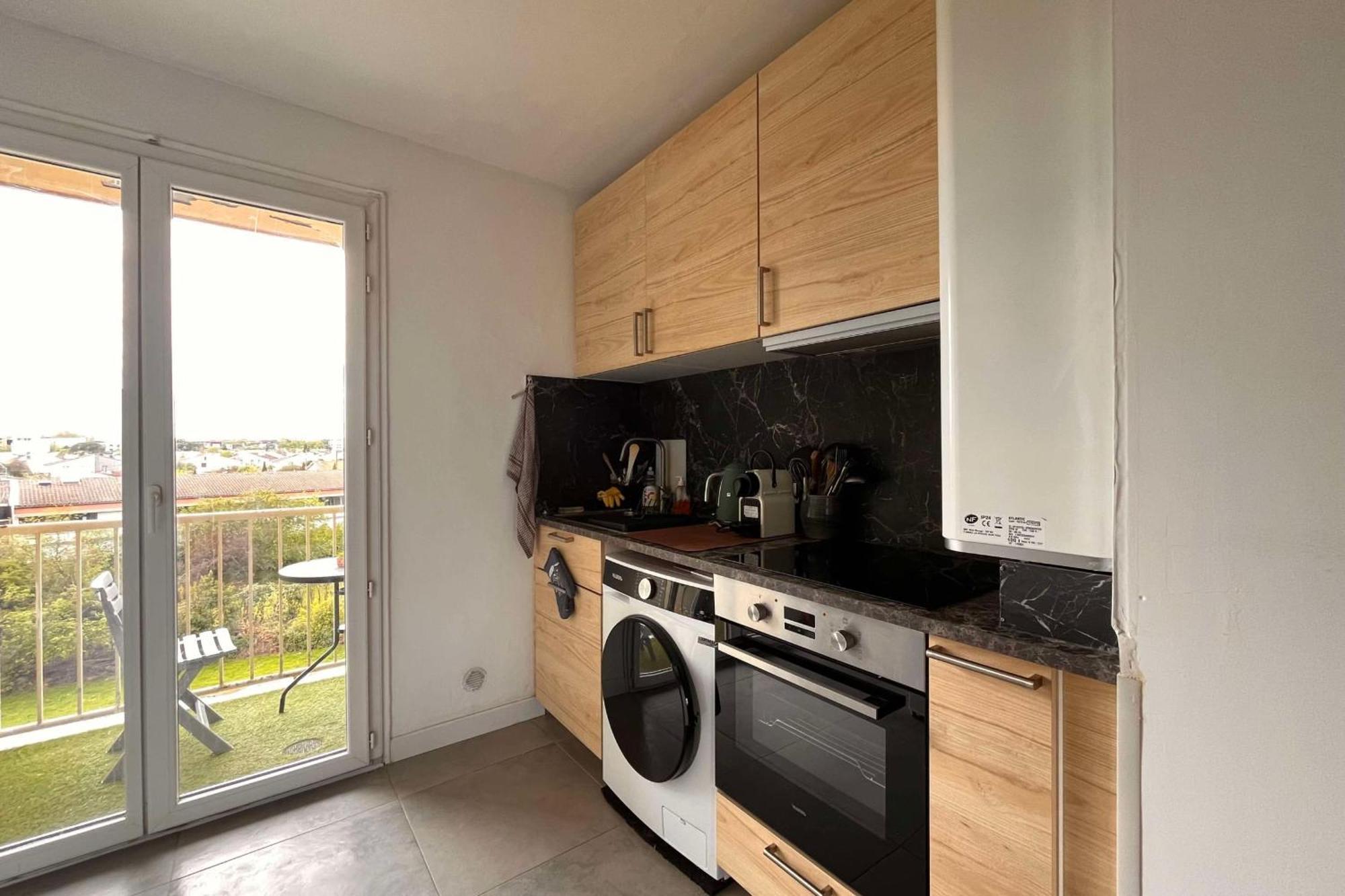 Housing Renovated Of 68 M2 - *