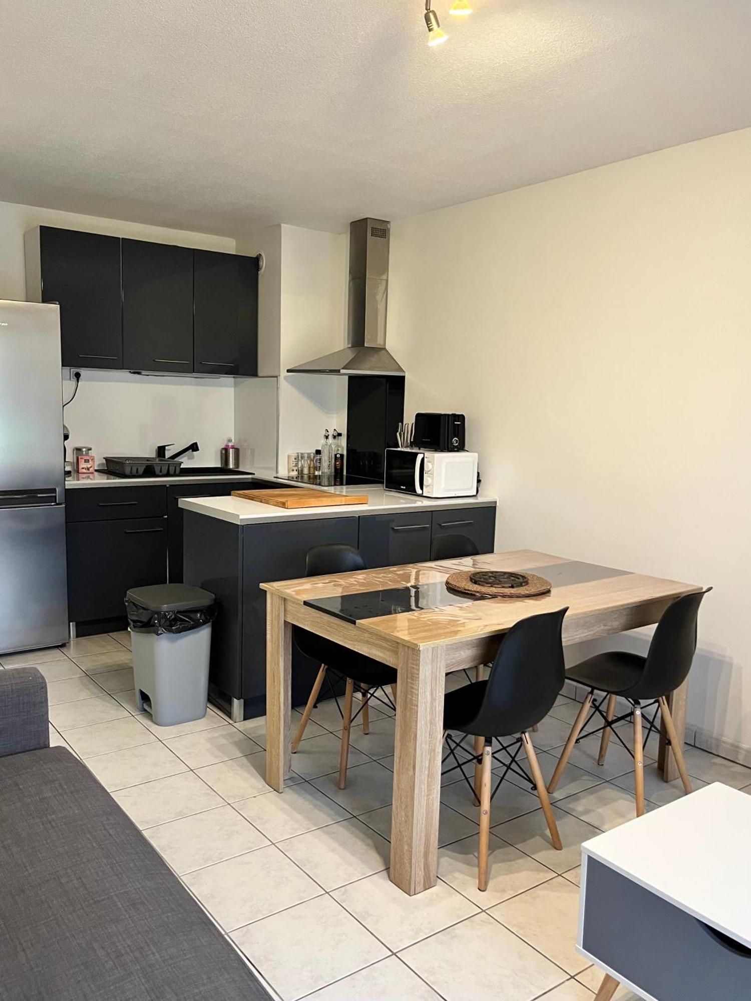 Appartement T2 Avec Jardinet A Aucamville,