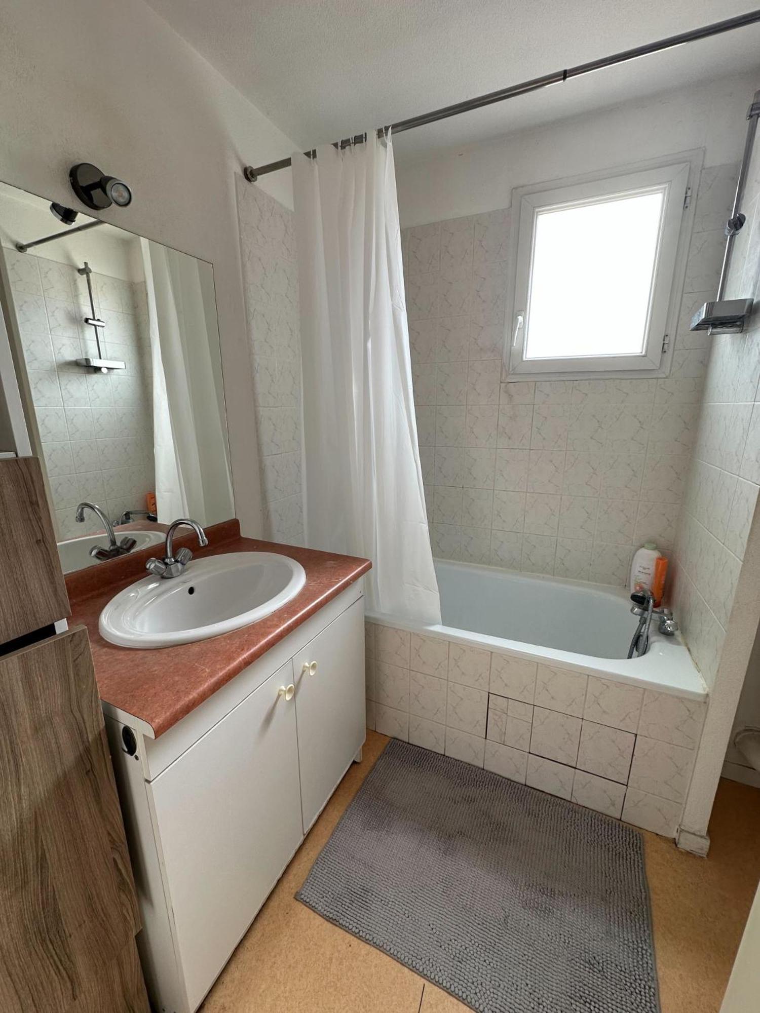 Ernest-toulouse - Lb - T2 Bien Place * Toulouse