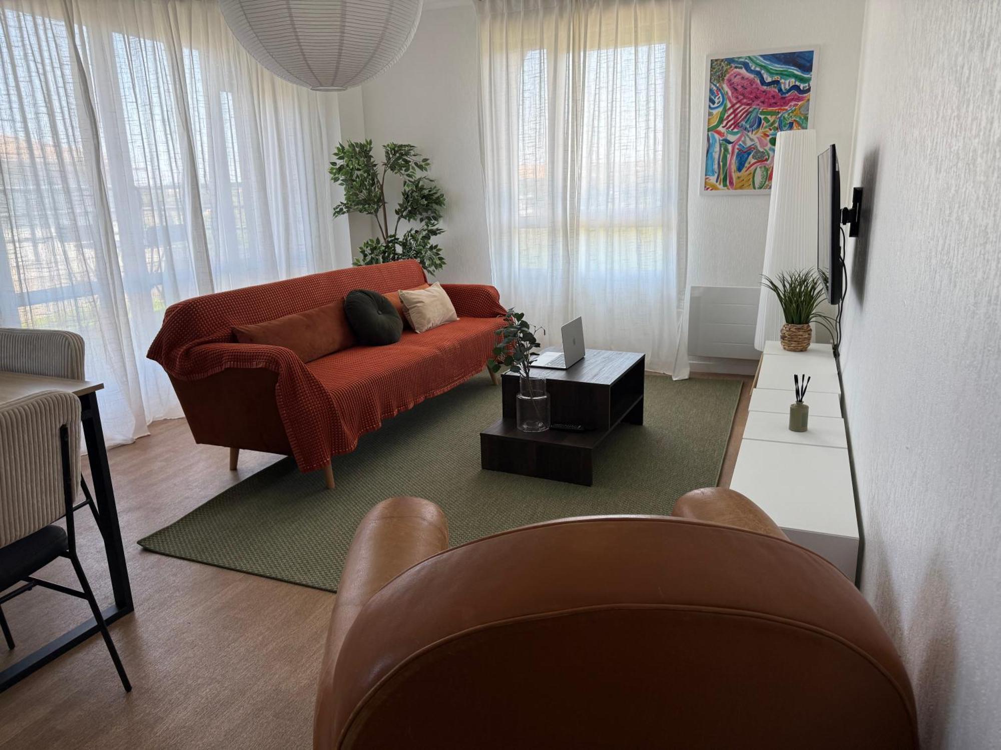 Grand T4 Lumineux Avec Balcon Traversant - 3 Chambres, Vue Degagee - Parking Privee - Metro 5 Min - Proche Centre Apartment Toulouse