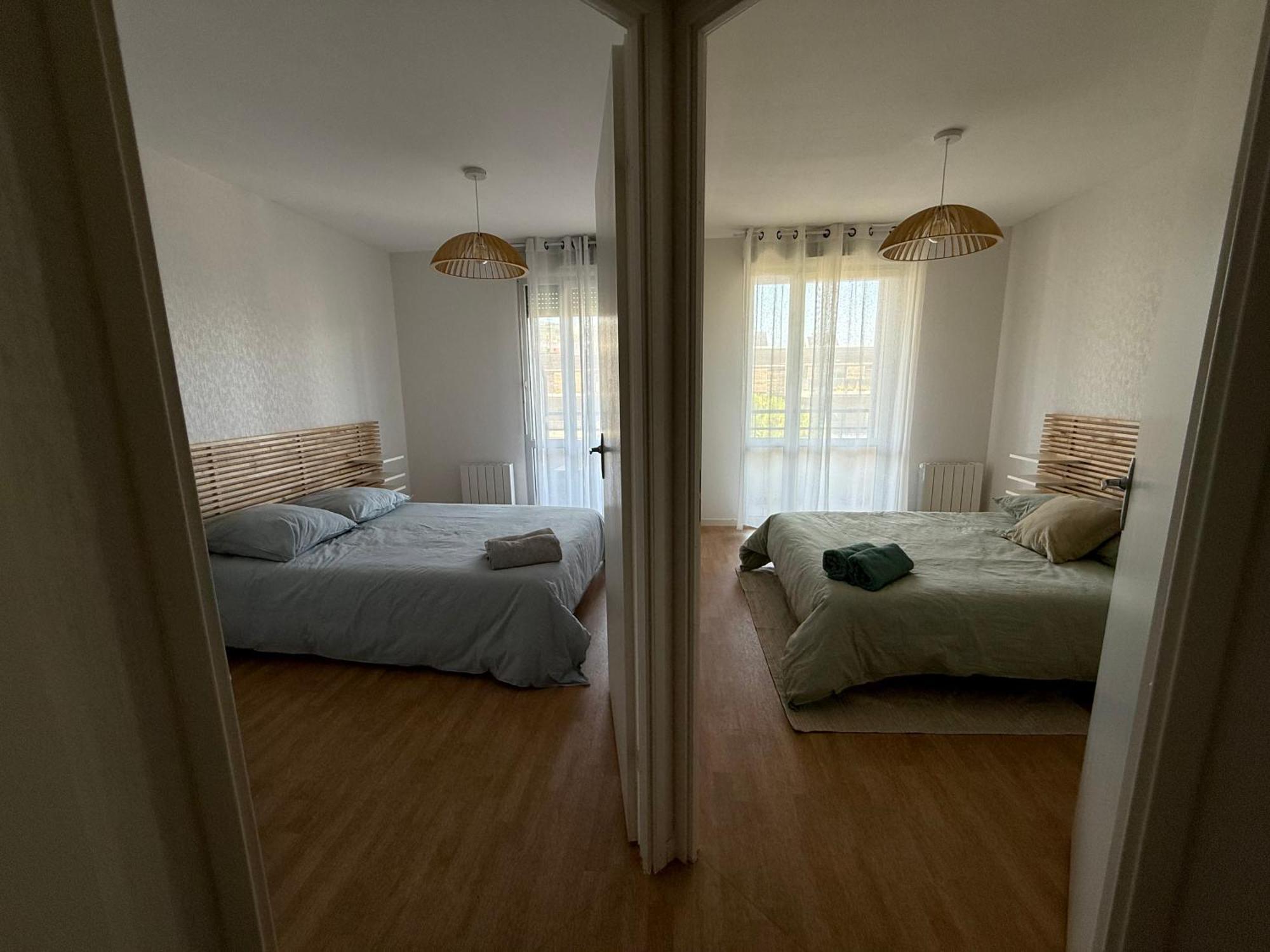 Grand T4 Lumineux Avec Balcon Traversant - 3 Chambres, Vue Degagee - Parking Privee - Metro 5 Min - Proche Centre Apartment *