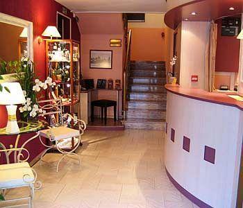 Hotel Prado Avec Parking - Proche Zenith