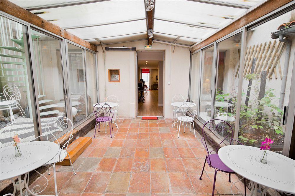 Patio Wilson 2*