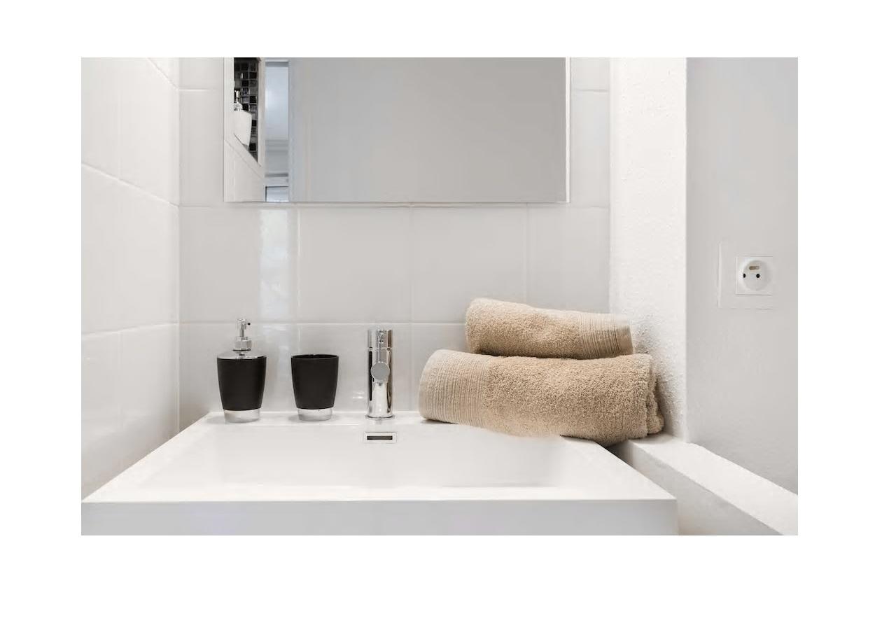 Contemporain Proche Meteo, Cambo, Edf, Airbus & Thales Apartment