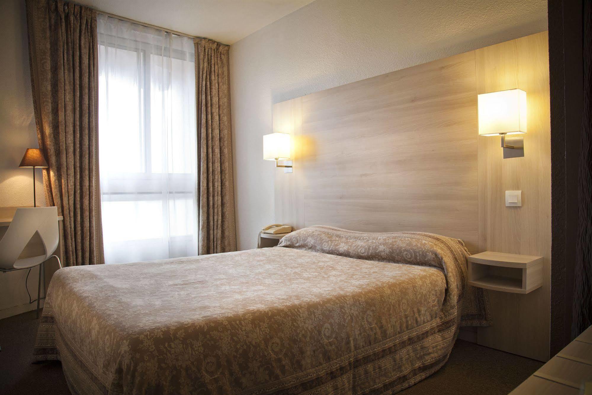 Hotel D'Orsay 2*