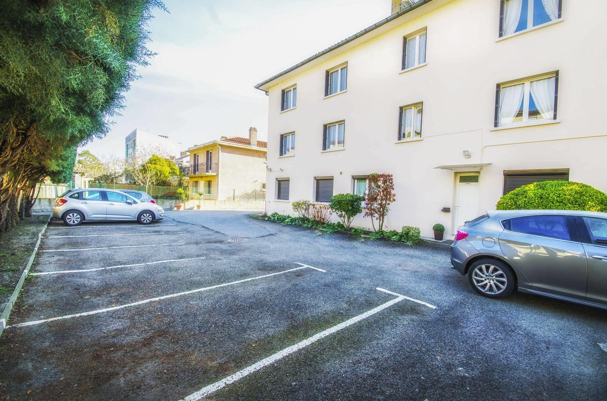 Prado Avec Parking - Proche Zenith