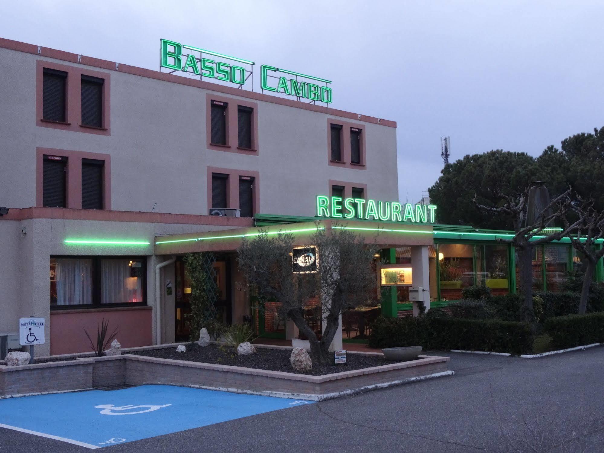 Metrhotel Cambo Hotel 2*