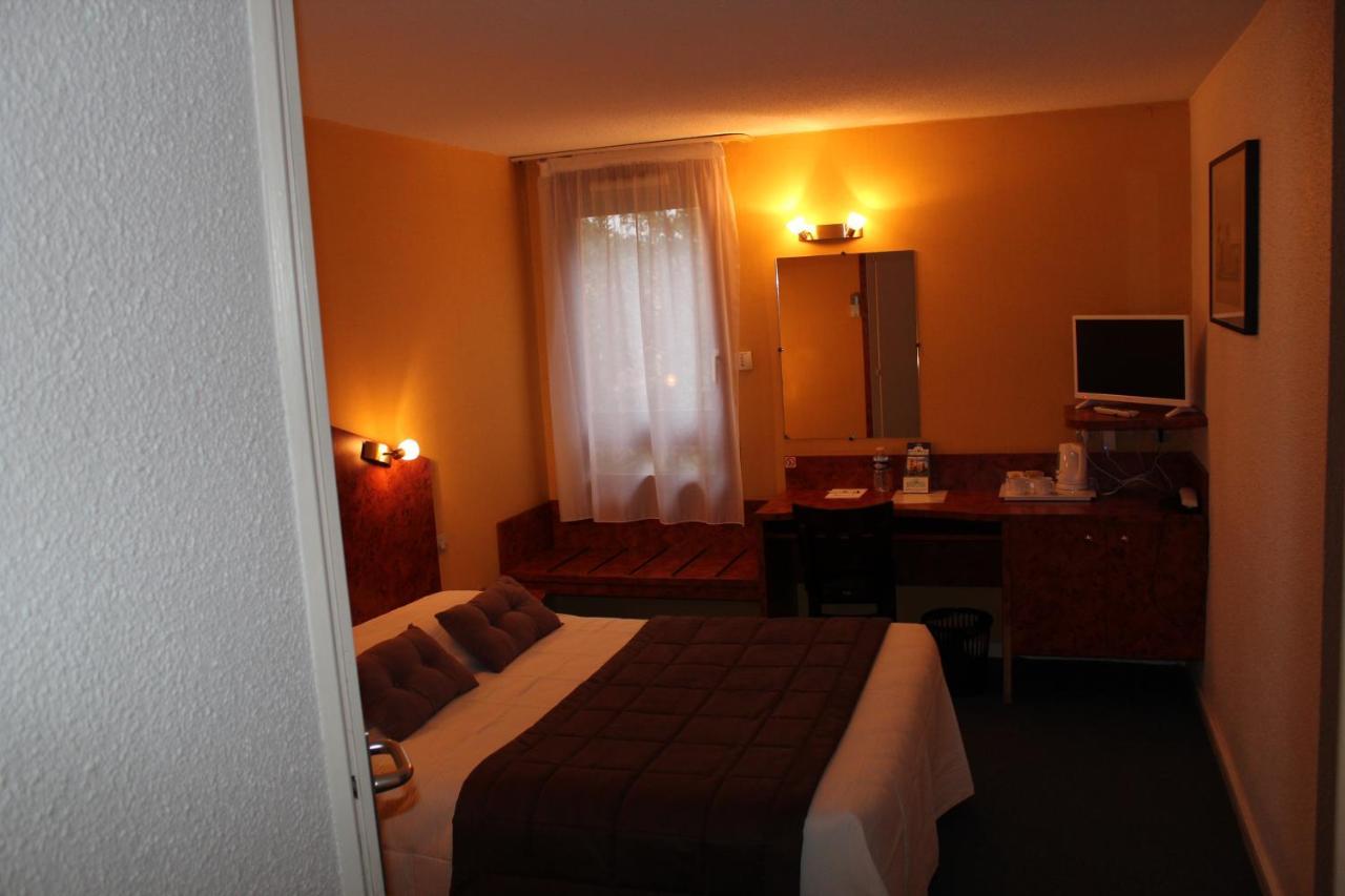 Metrhotel Cambo Hotel 2*