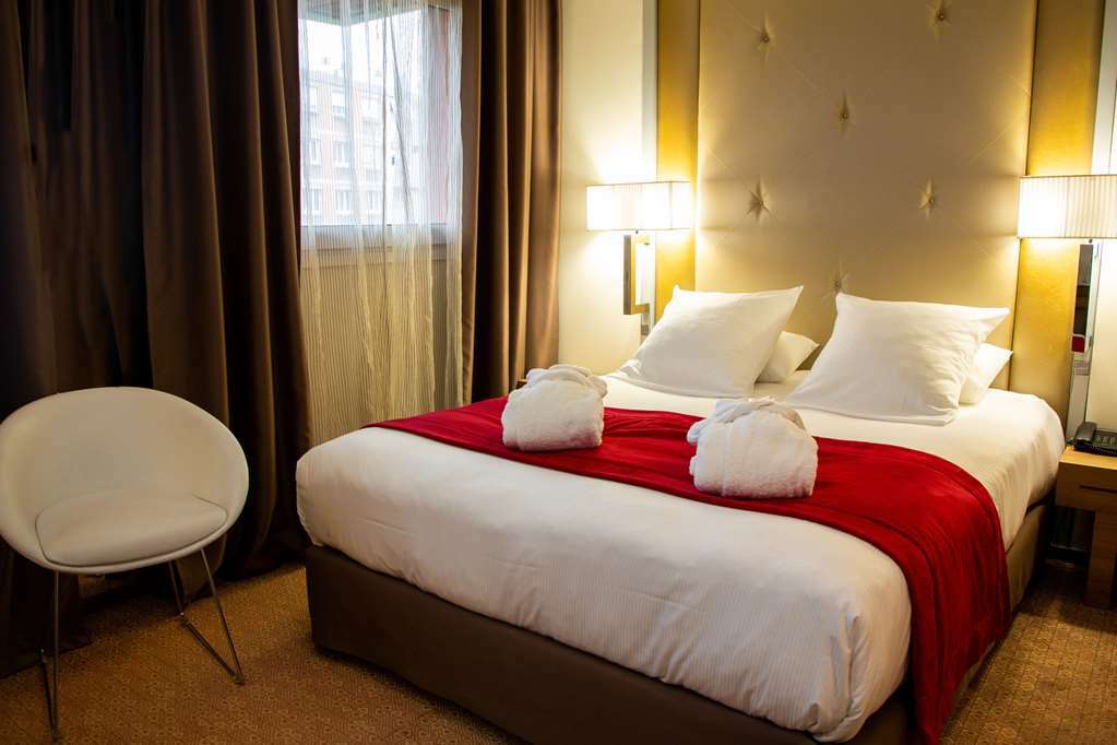 Mermoz Hotel