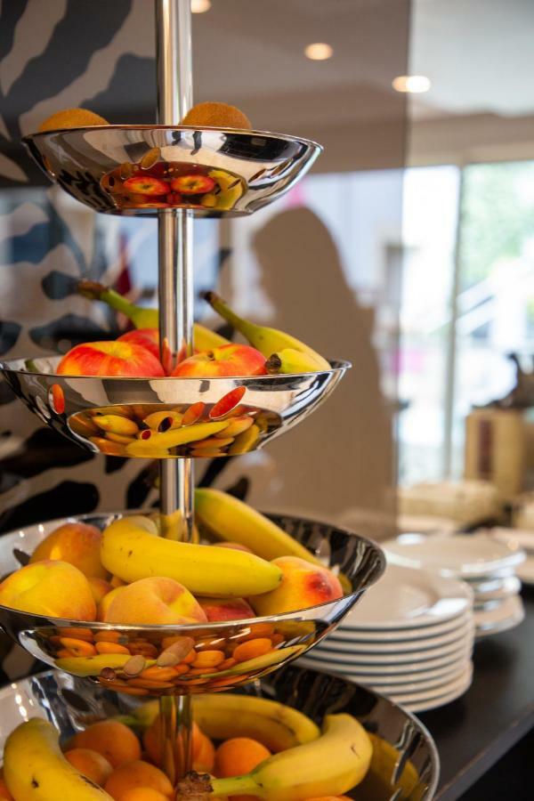 Mermoz Hotel
