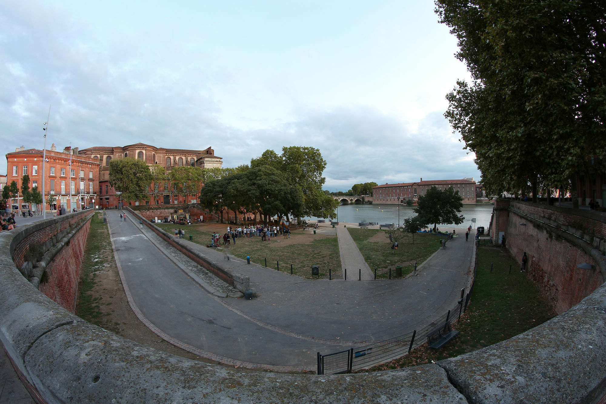 Riverside Toulouse