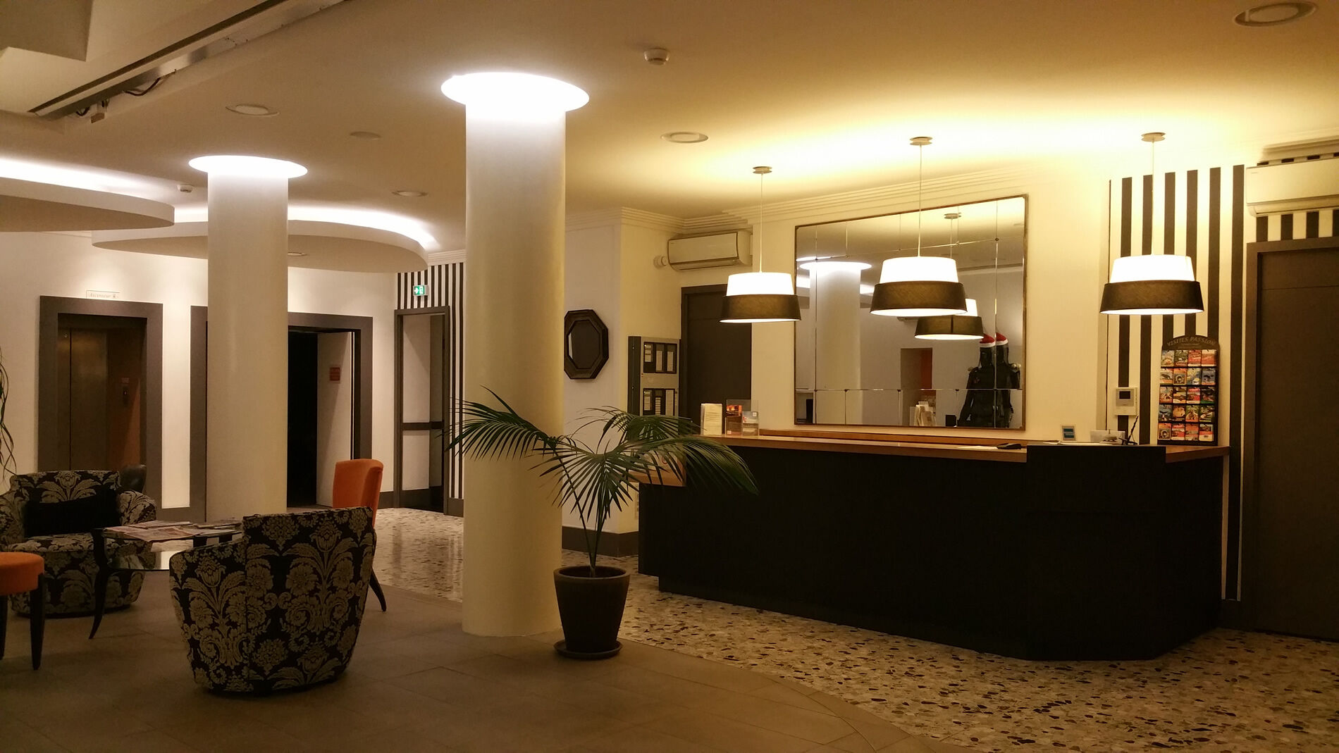 Hotel Raymond 4 3*